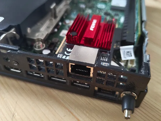 Lenovo ThinkCentre M720 Tiny RTL8125B 2.5G Backplate
