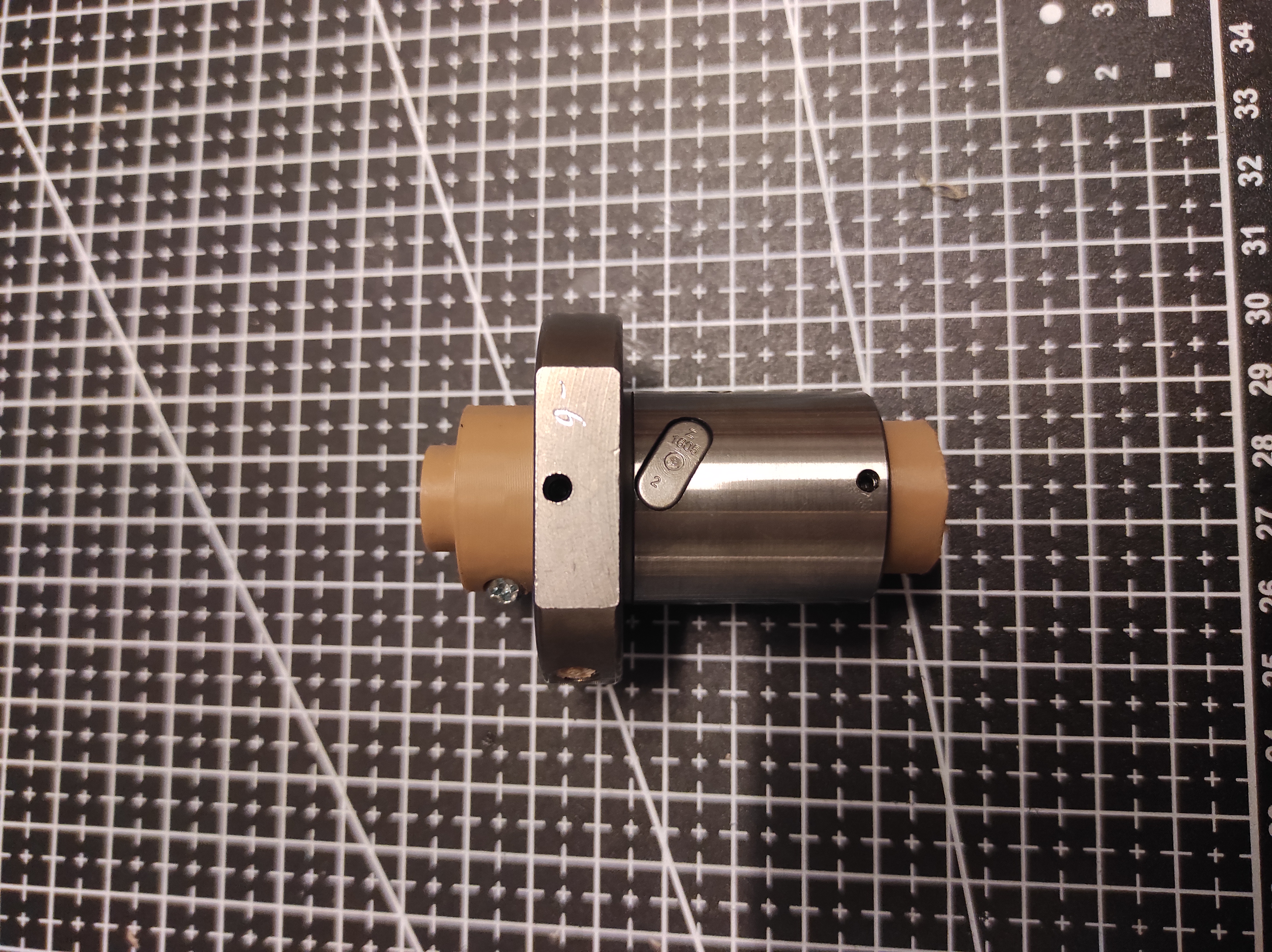 Ball screw SFU1605 tool to remove the screw