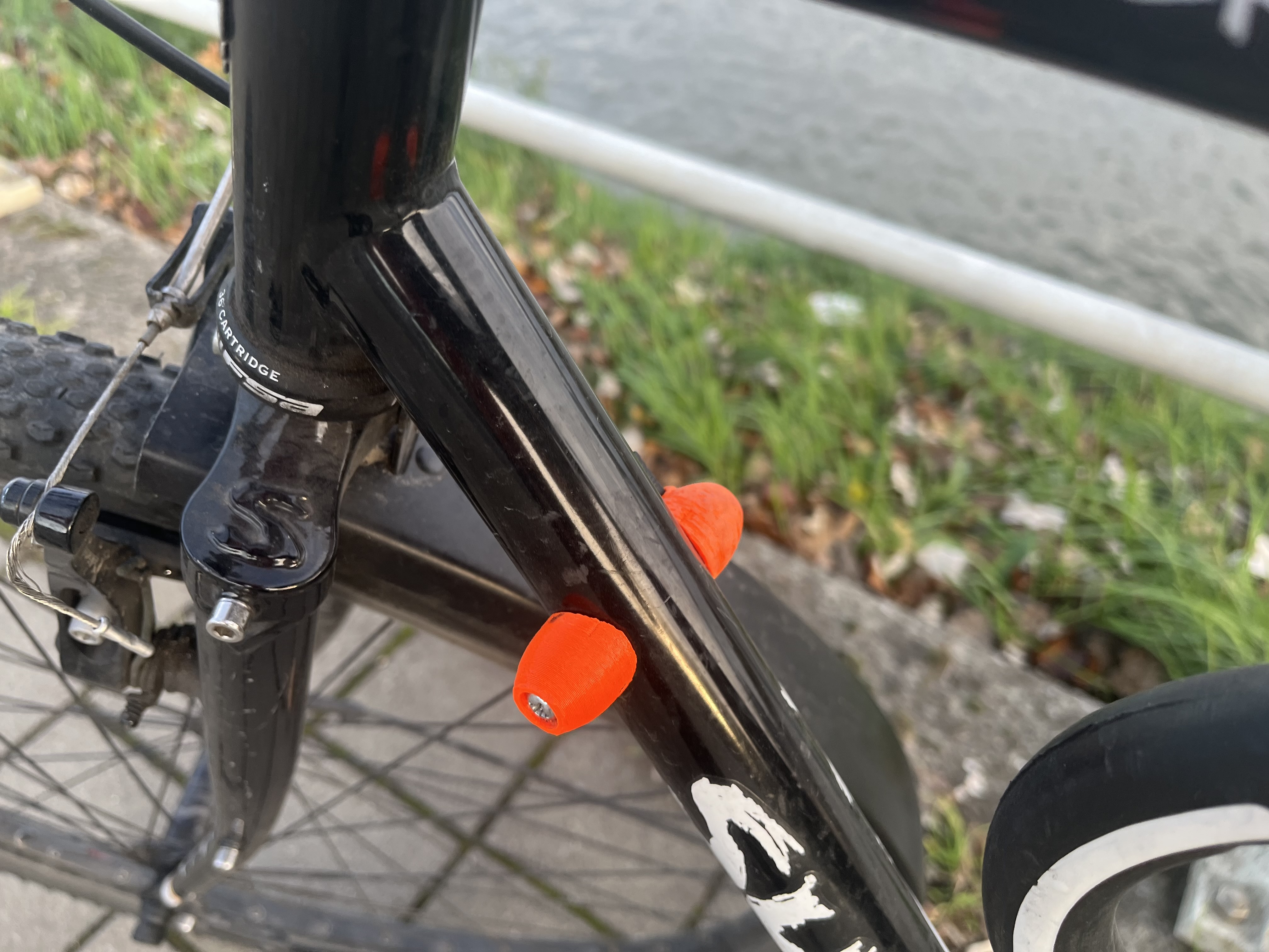 Bike down tube cable mount