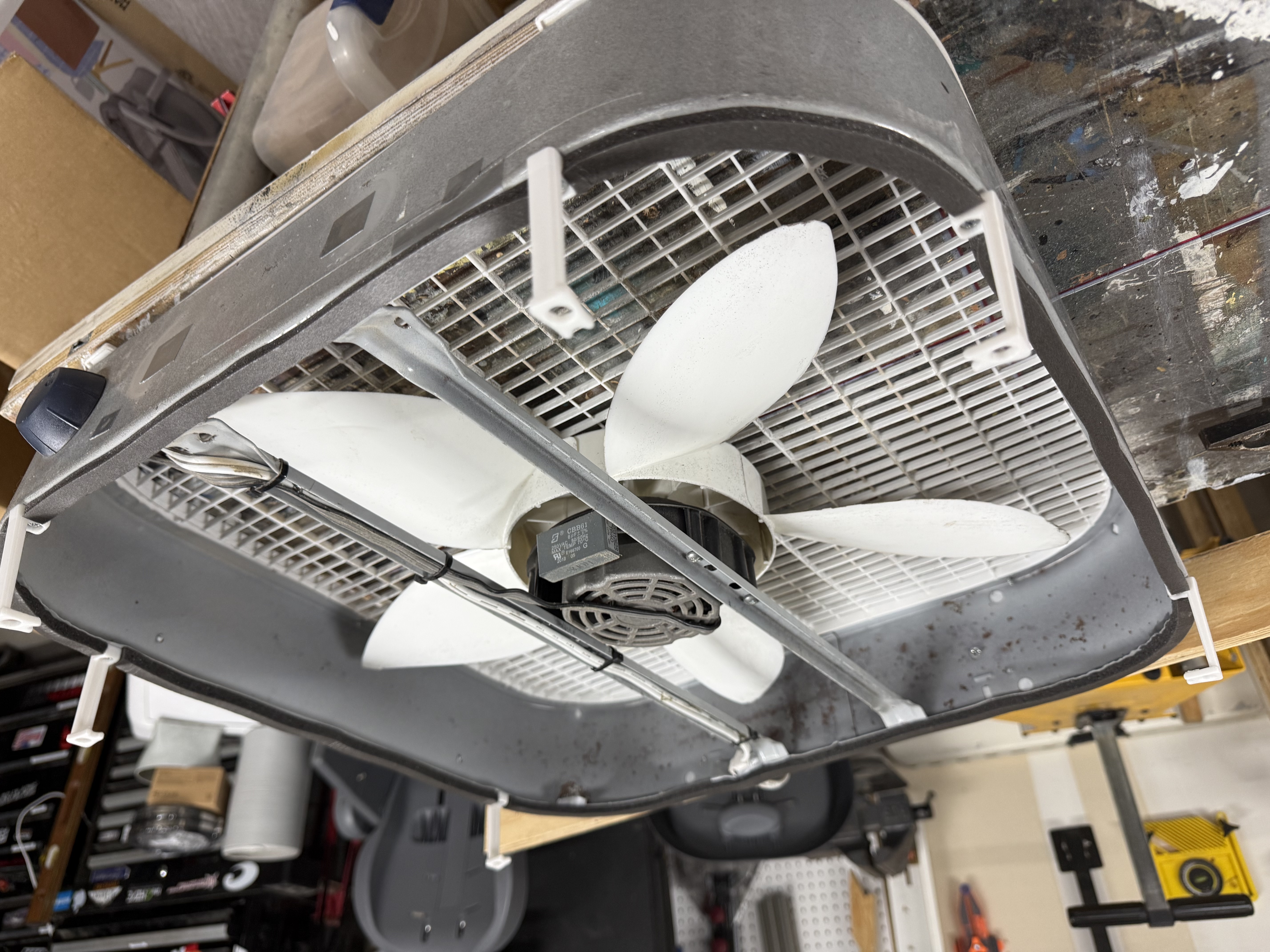 Lasko Box Fan Two Filter Clip 3D model