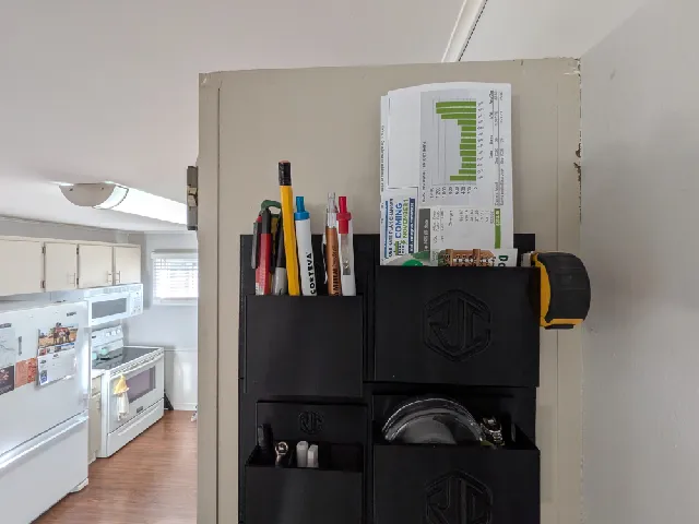 RJC Wall Organizer System — Mail Holder