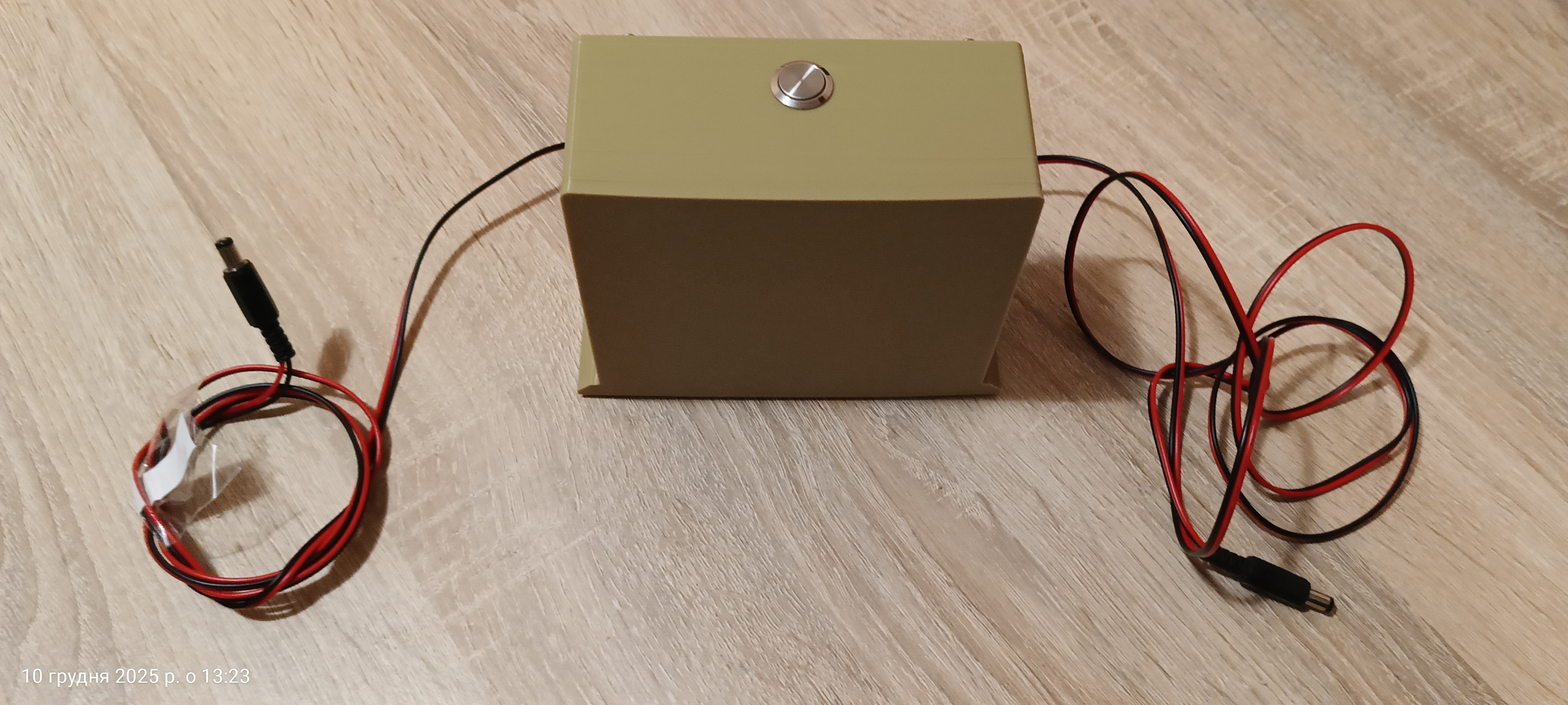 Enclosure for WiFi and POE uninterruptible power supply module.