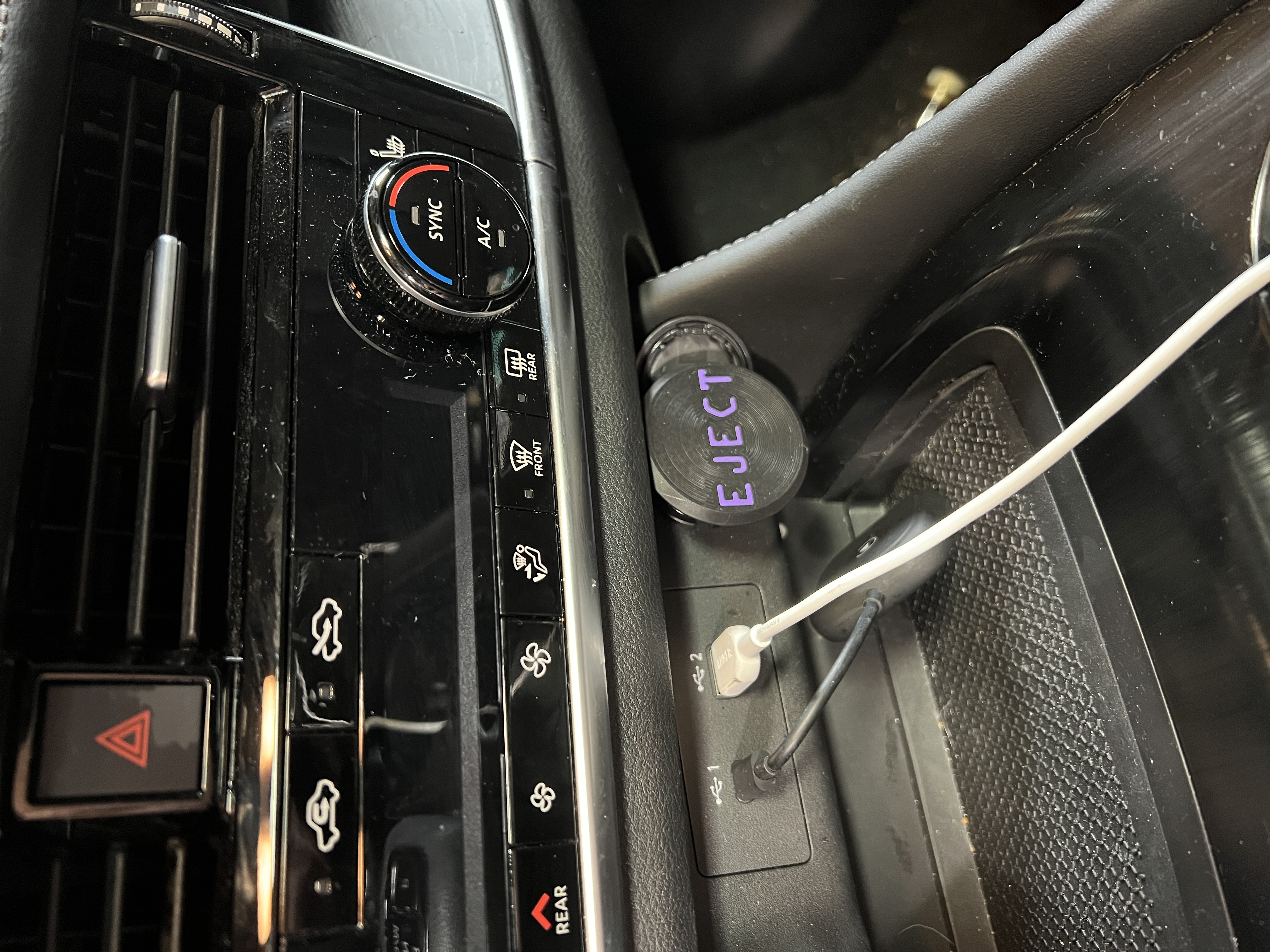 12V Eject button