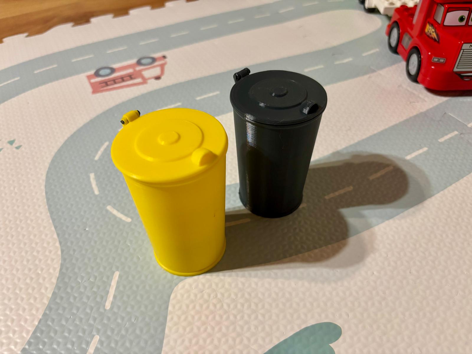 Trash can