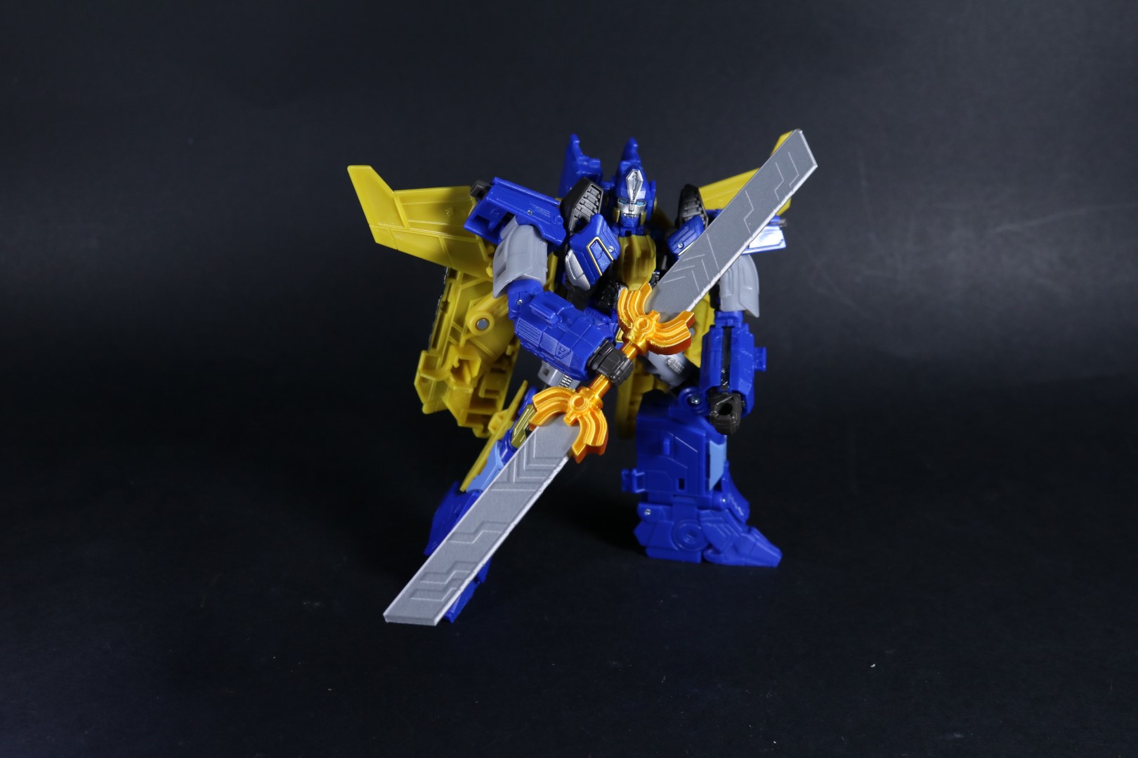 Dual Blades for Studio Series Transformers One Sentinel Prime — miniatura 2