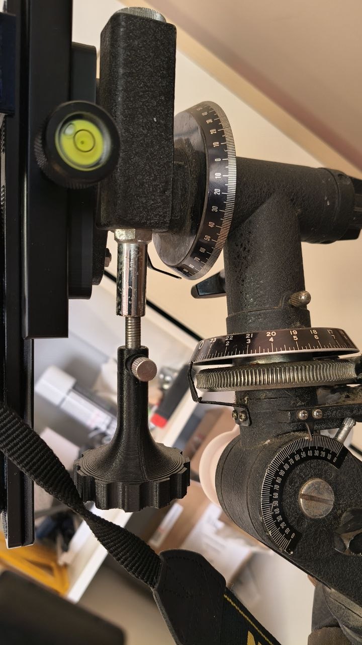 Eq1 mount knob