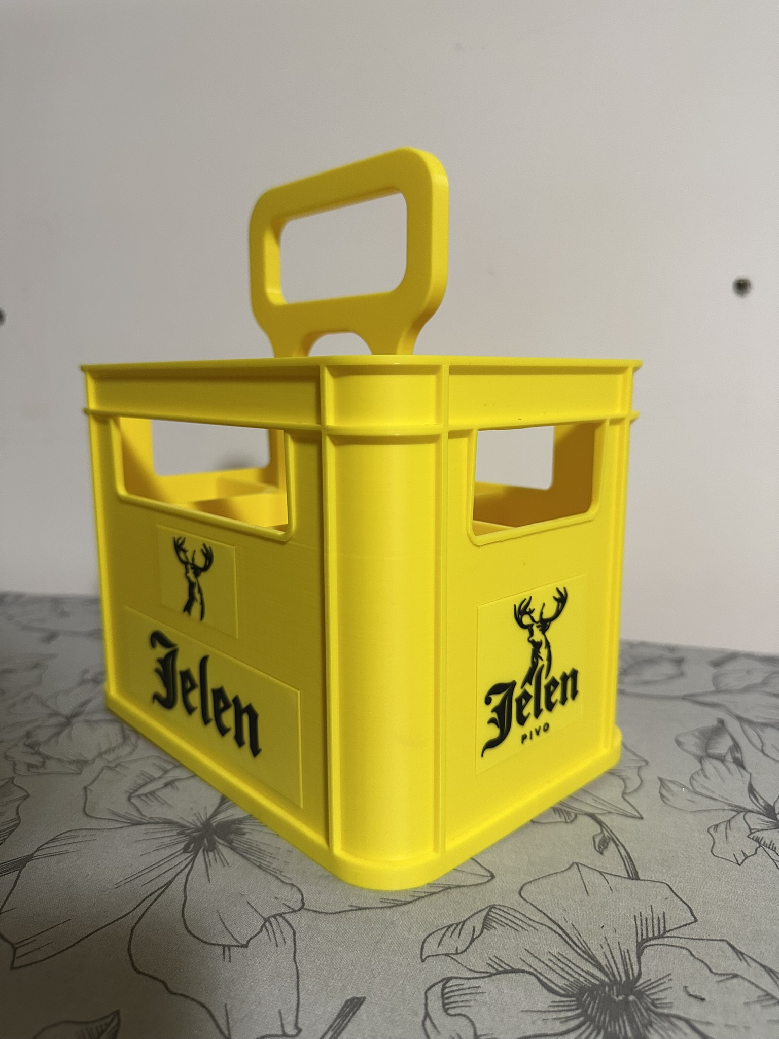Jelen Bier Kiste