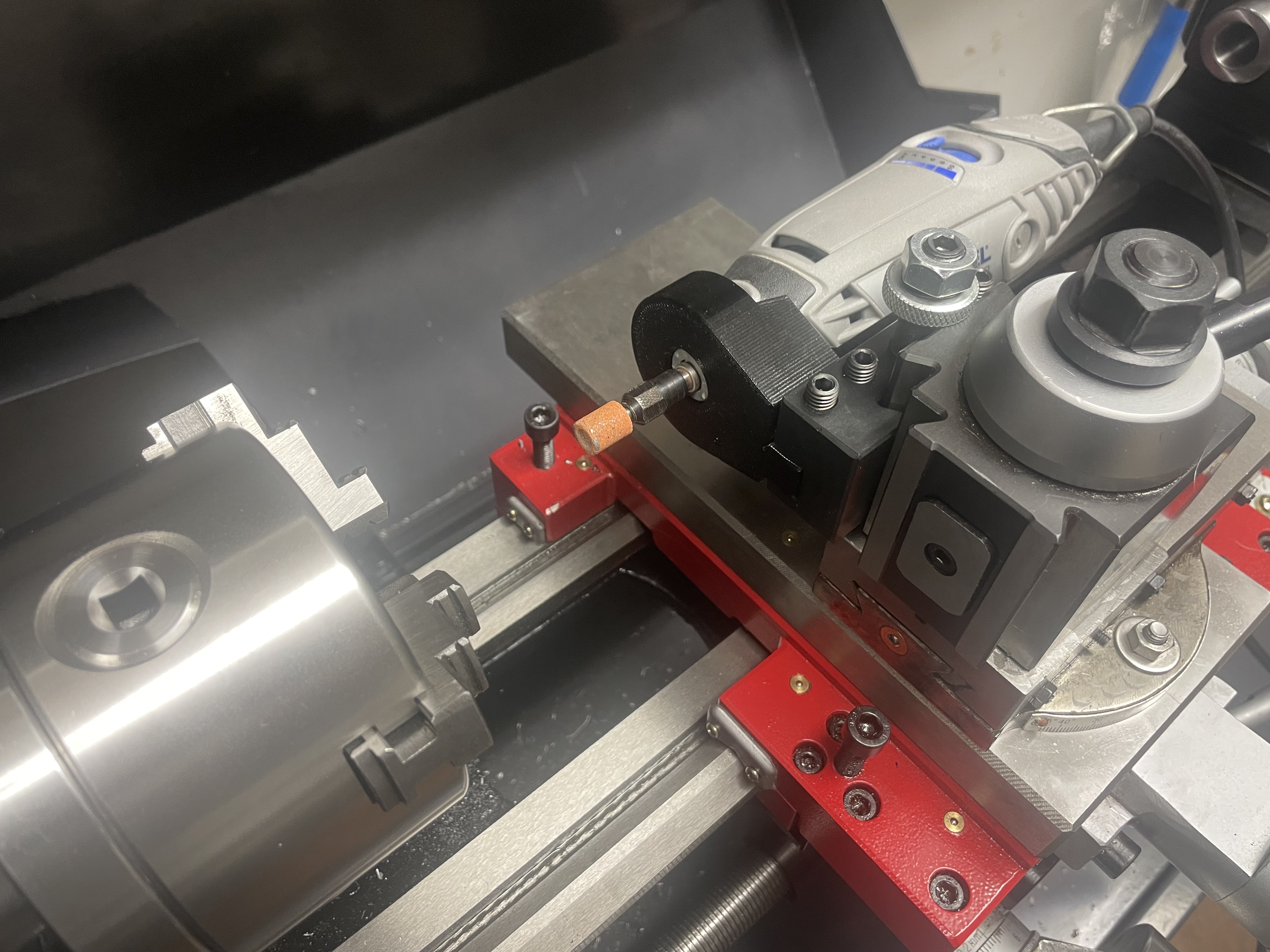 Tool post dremmel mount