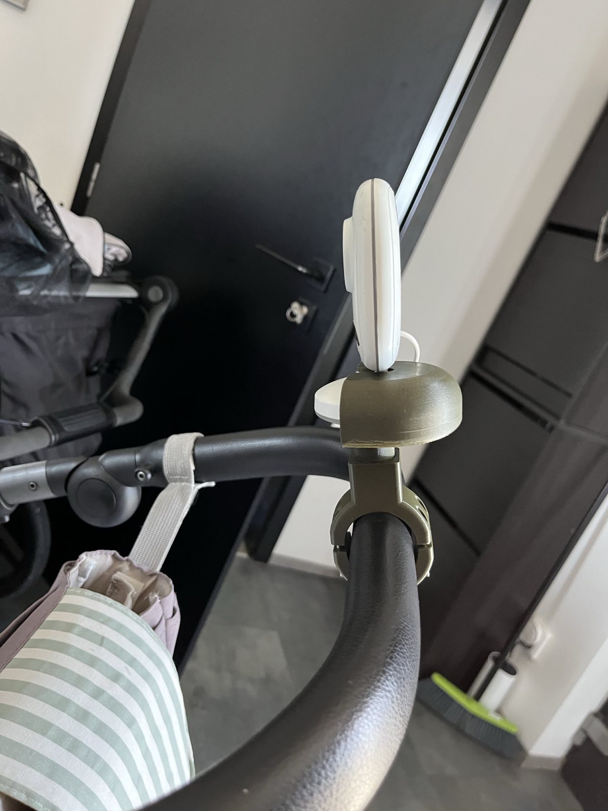 TrueLife NannyCam - Stroller holder
