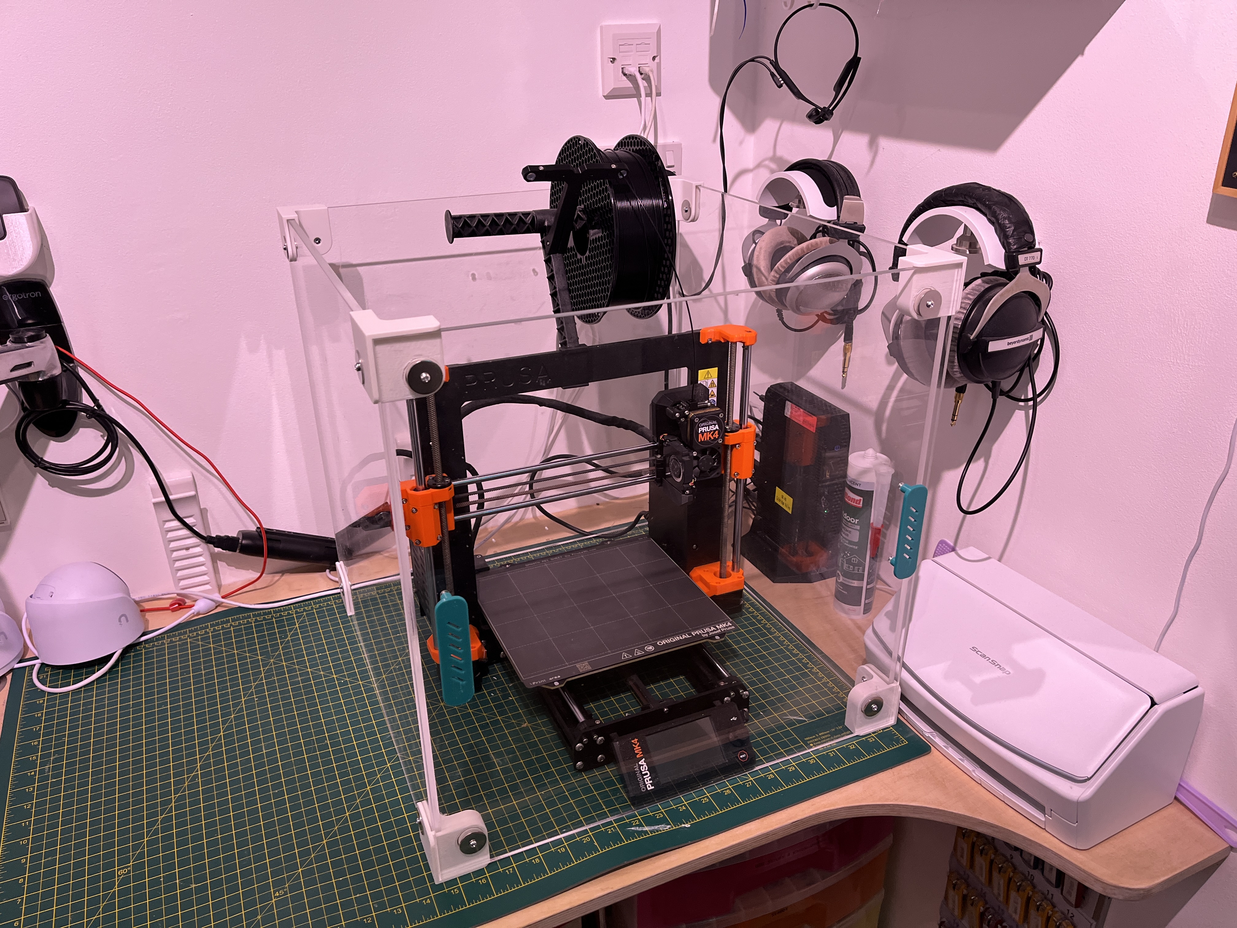 3D printer partial enclosure for draught reduction