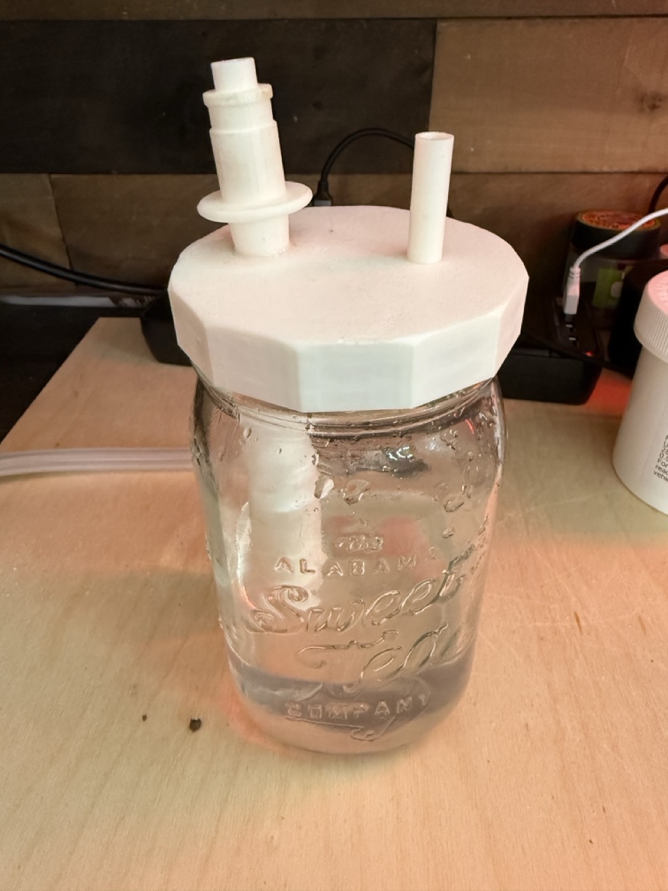 Mason Jar Bong with attachment for volcano vaporizer bag.