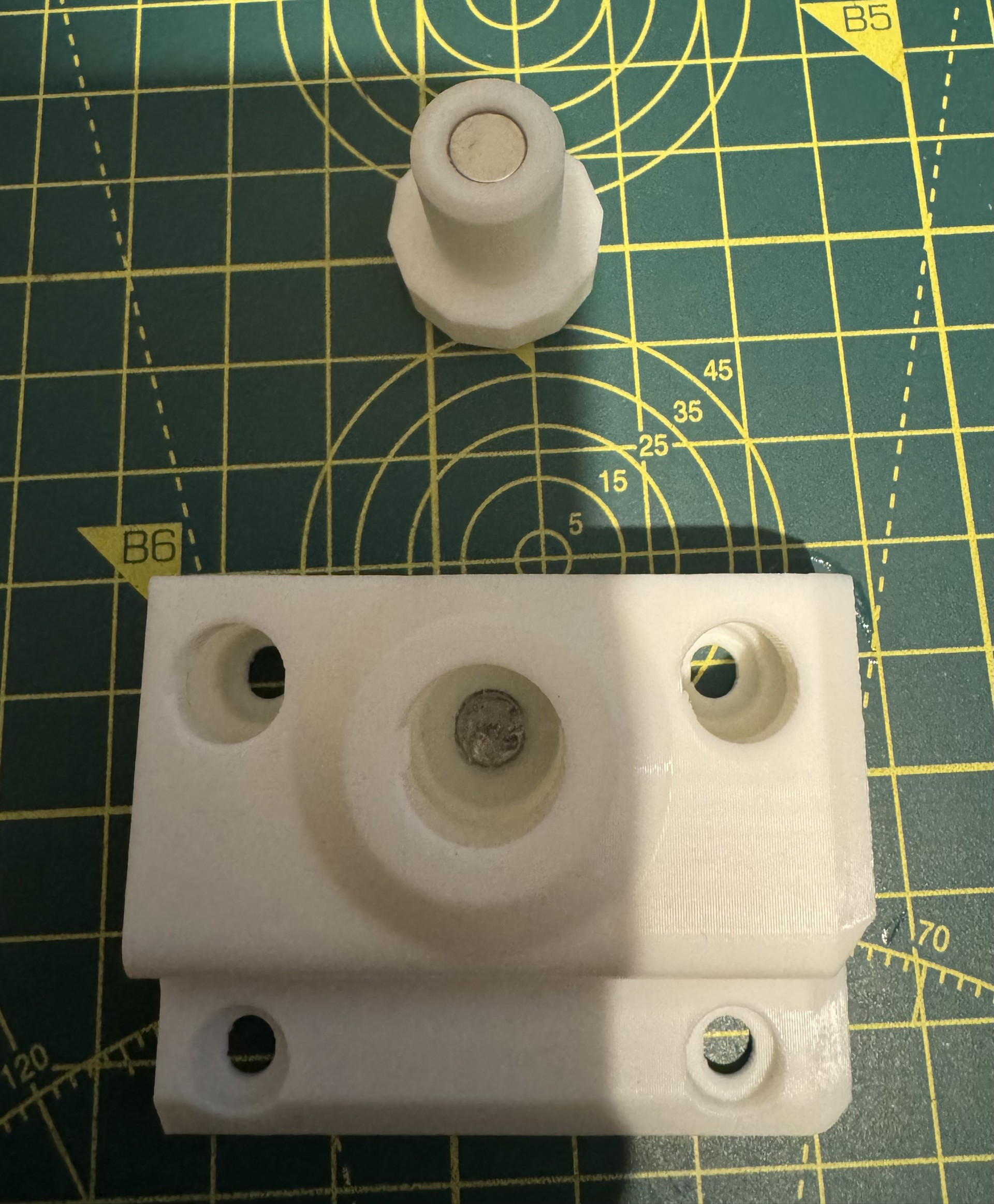 quick release underdesk mount 6x2mm magnets