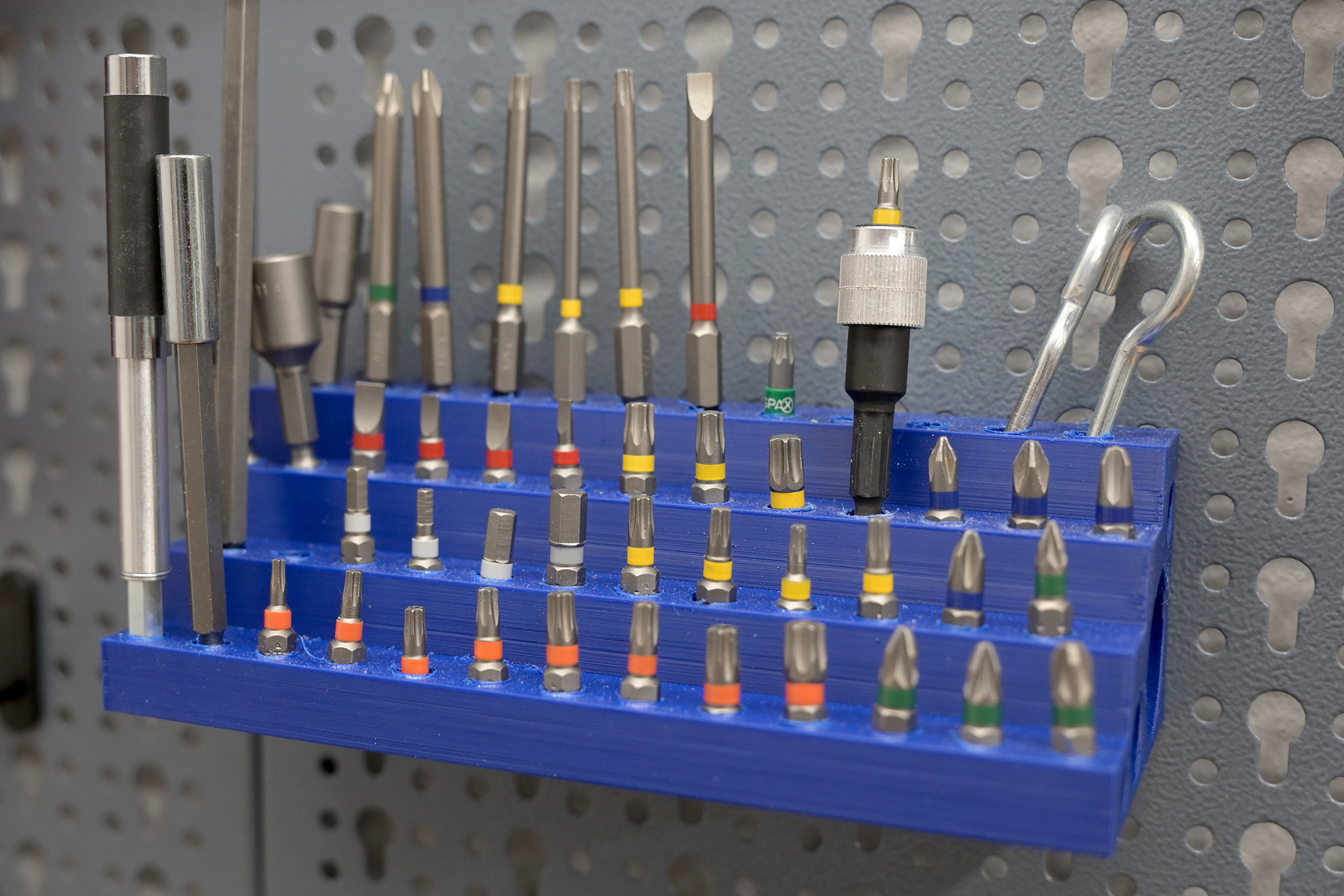 Bit holder for Küpper pegboard / Bit-Halter für Küpper Lochwand