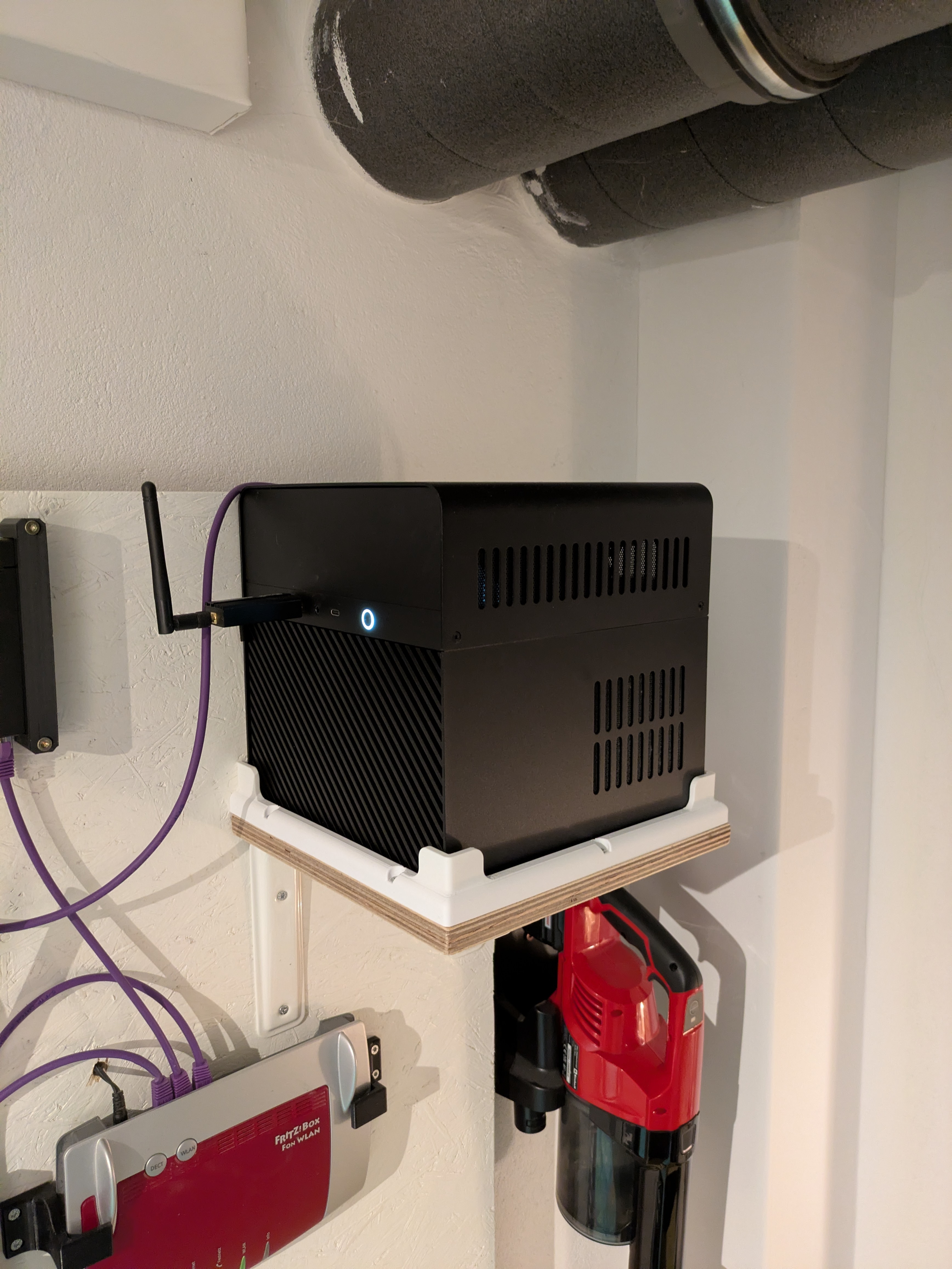 Jonsbo N2 wall-mount bezel