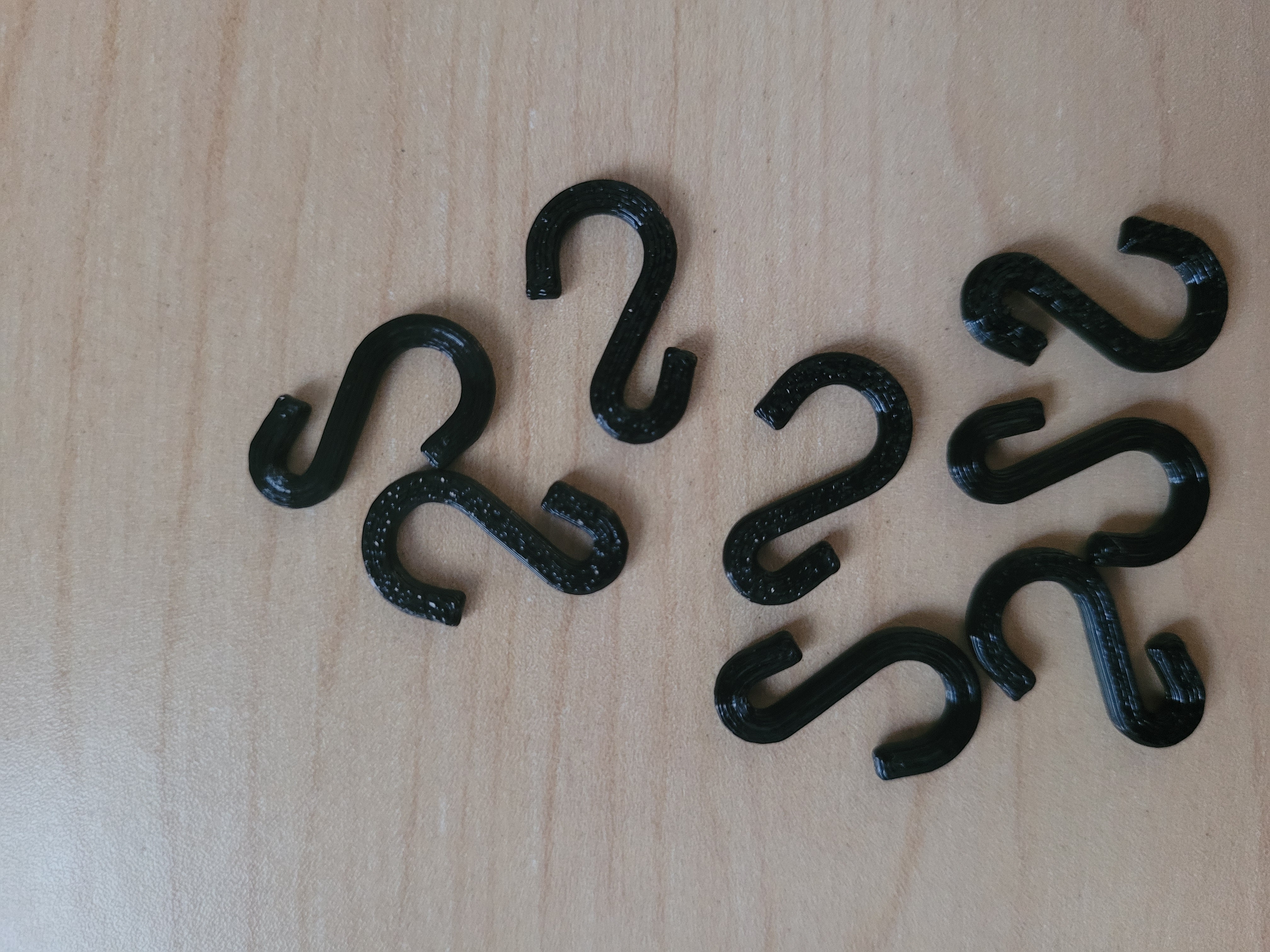 Miniatura 2 do modelo 3D Small S-hook 2.5/6.5mm