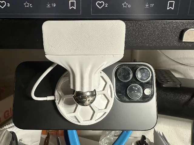monitor swivel magsafe continuity camera holder with door stopper hardware