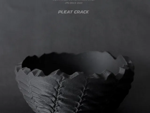 Pleat Crack Caudex Planter | Drainage Succulent & Cactus Plant Pot Adv-Factory_052_Pleat crack__CommunityEdition