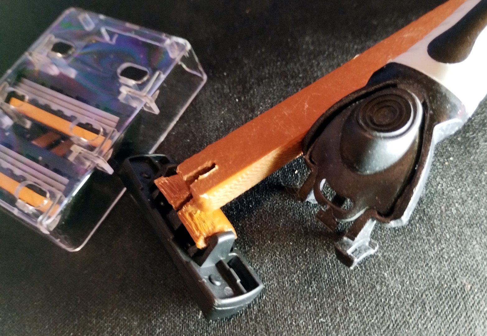 Handle for safety razors with 20mm clamp