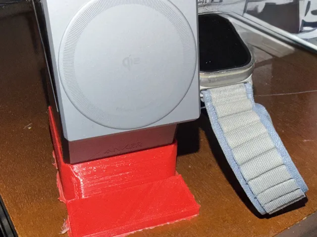 Anker 3-in-1 Cube Riser with 30 degree slope