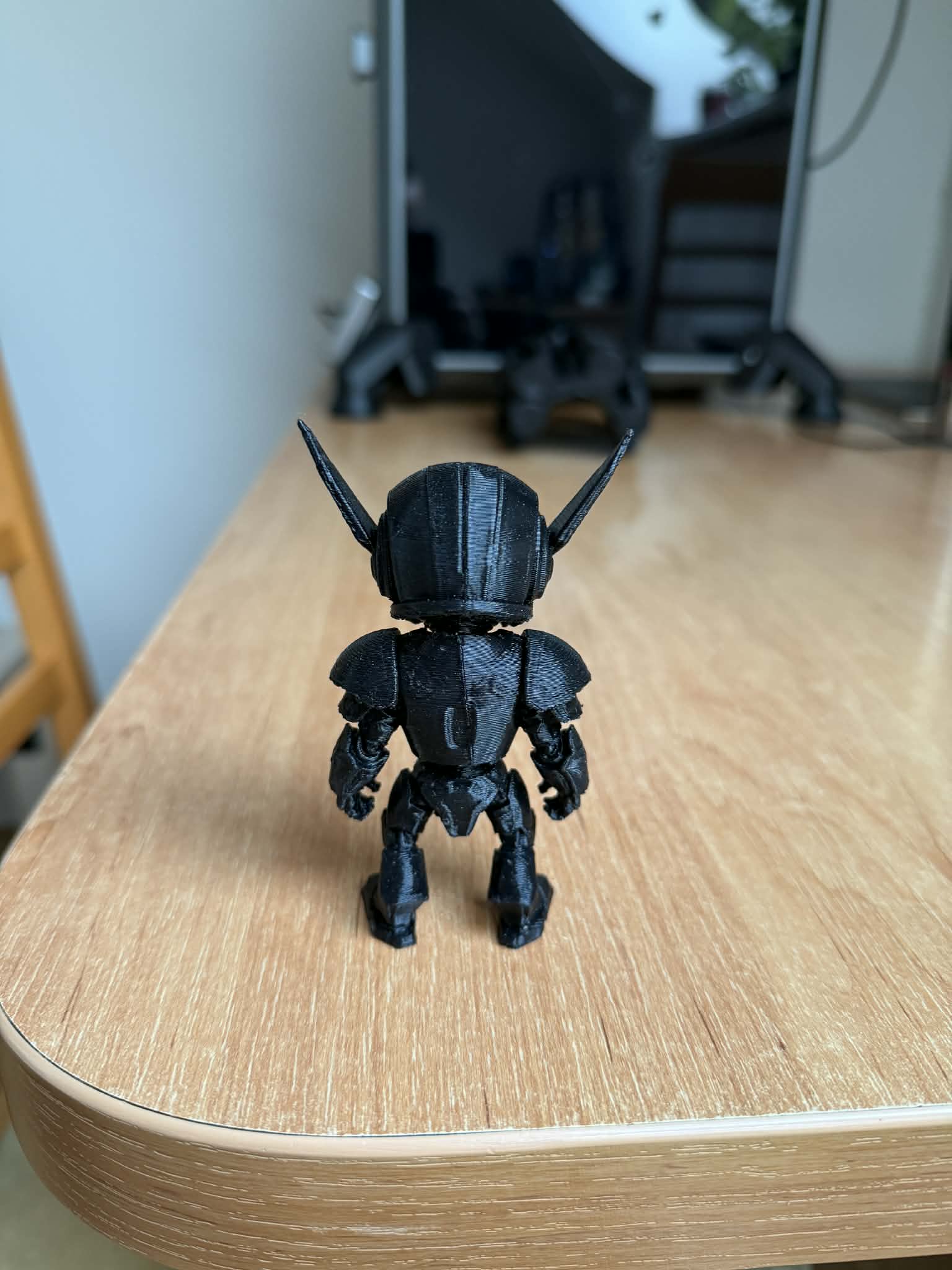 Miniatura 2 do modelo 3D Robot Little Warrior