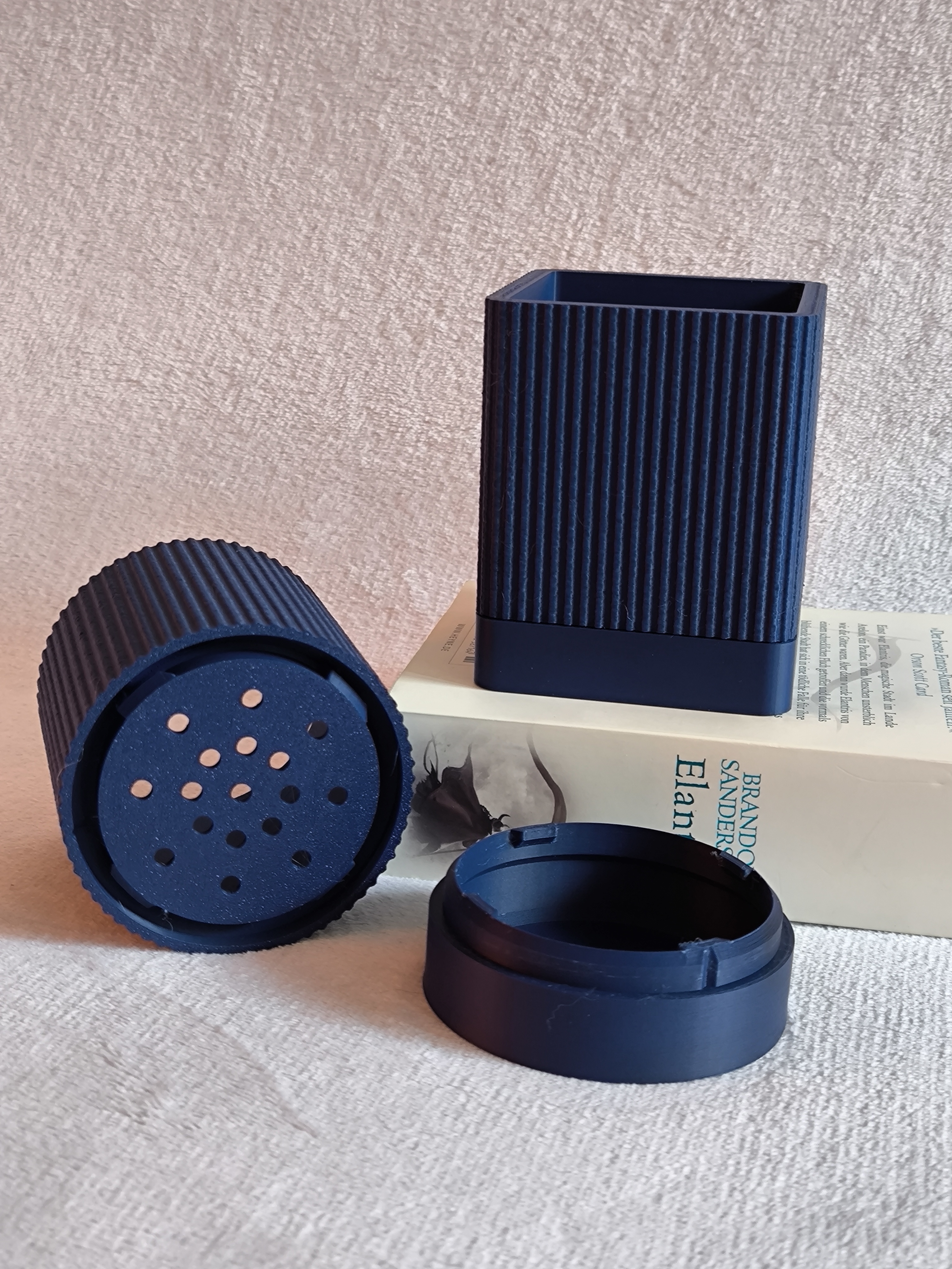 Mid Century Modern Plant Pot with Hidden Drip Tray