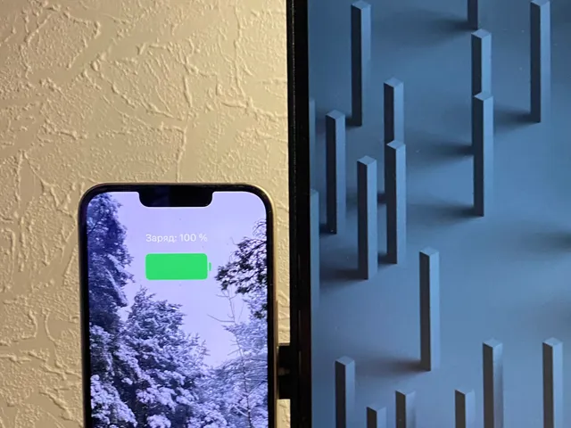 MagSafe mount for the monitor