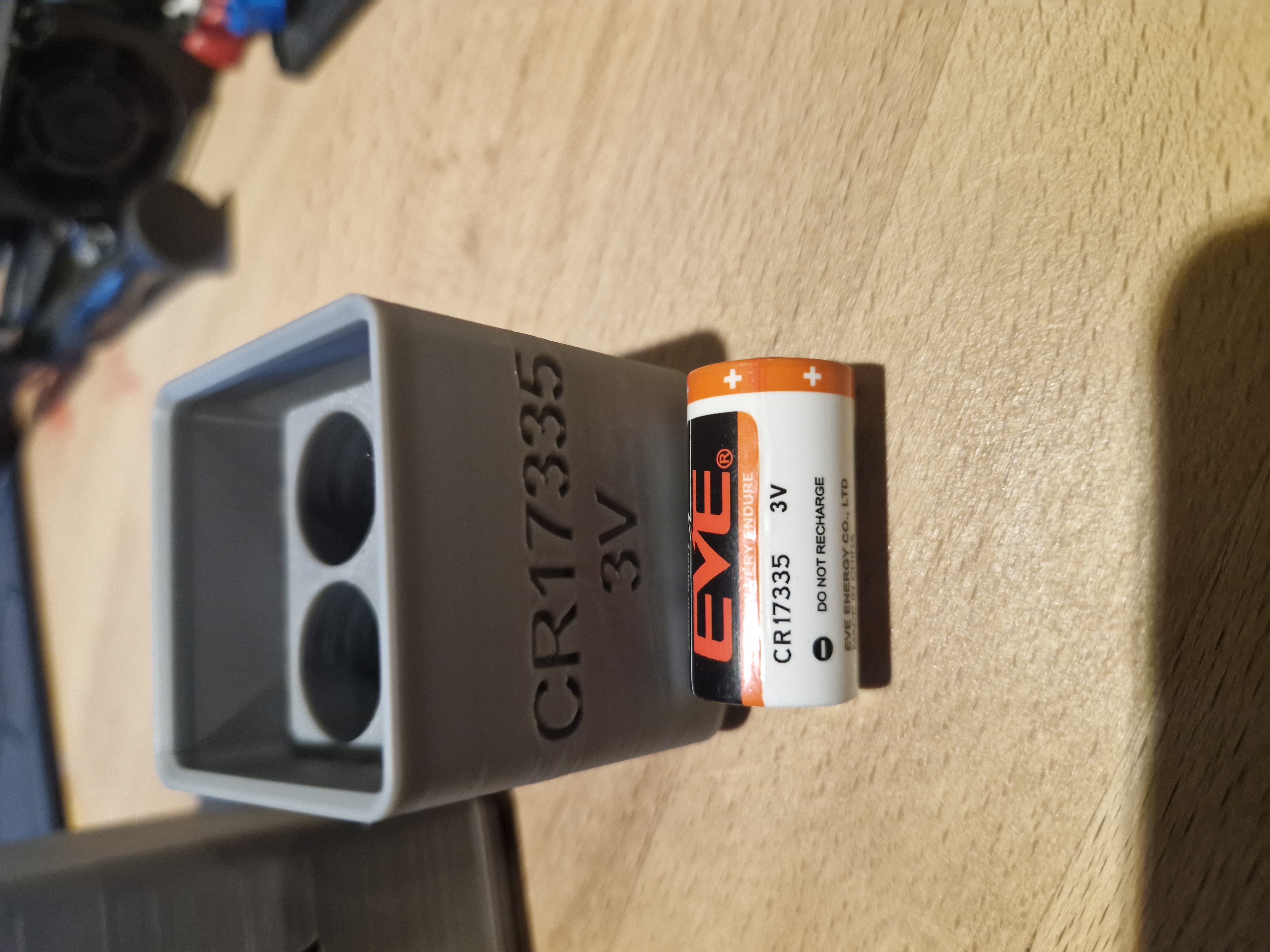 Gridfinity stackable batterystorage (CR17335 3V)