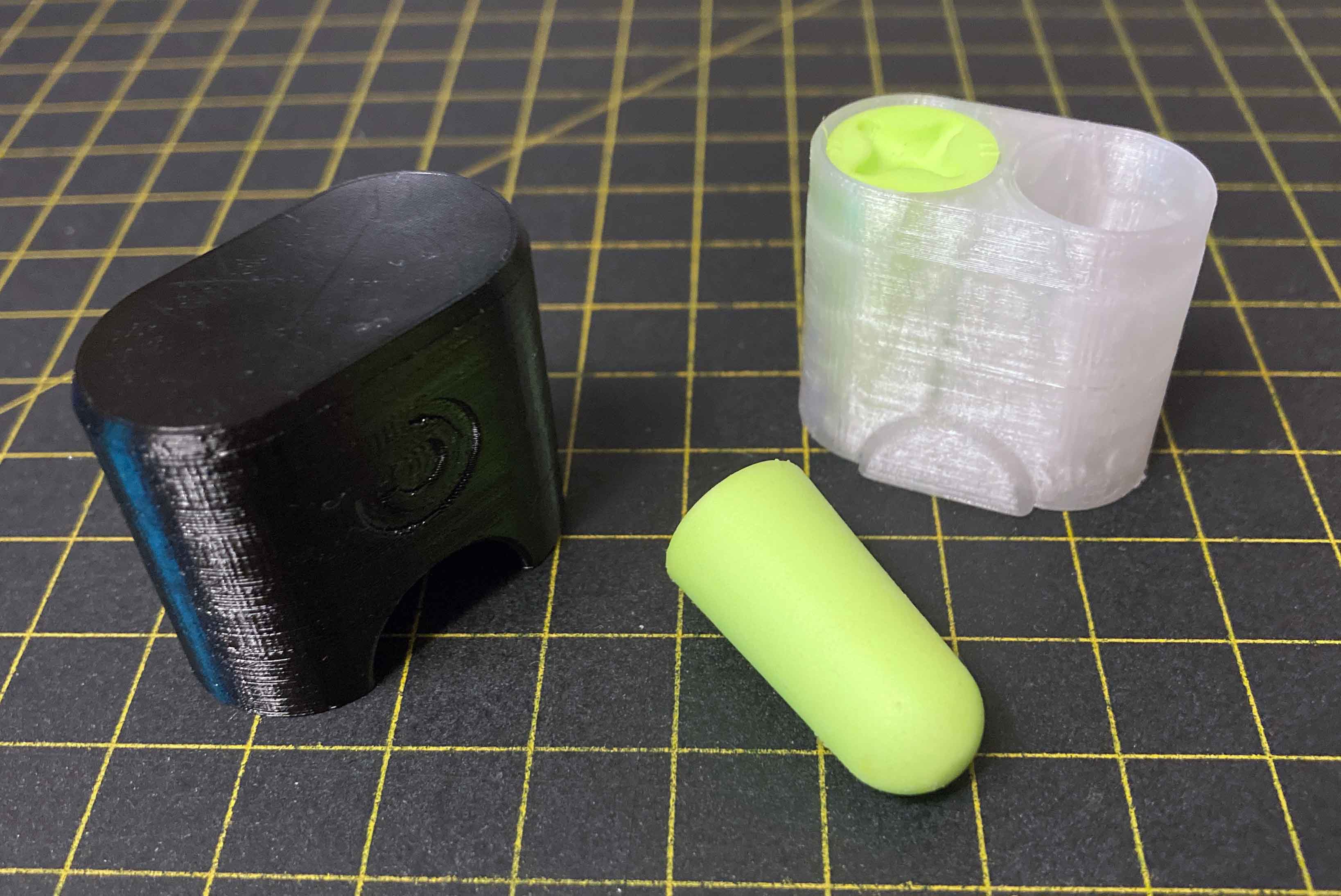 Ear Plug Case / Ohrstöpsel Etui