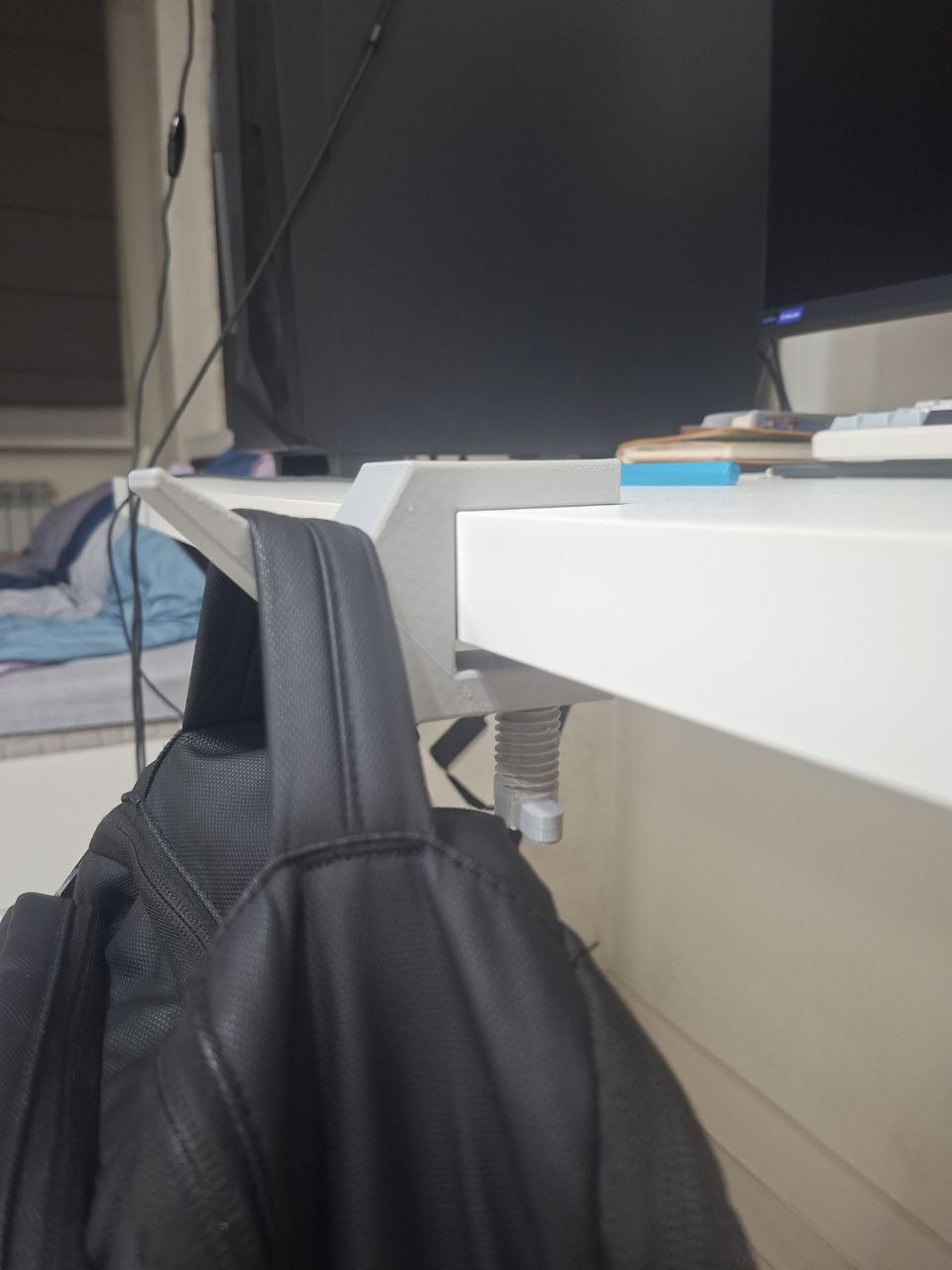 Heavy-Duty Desk Clamp Hook