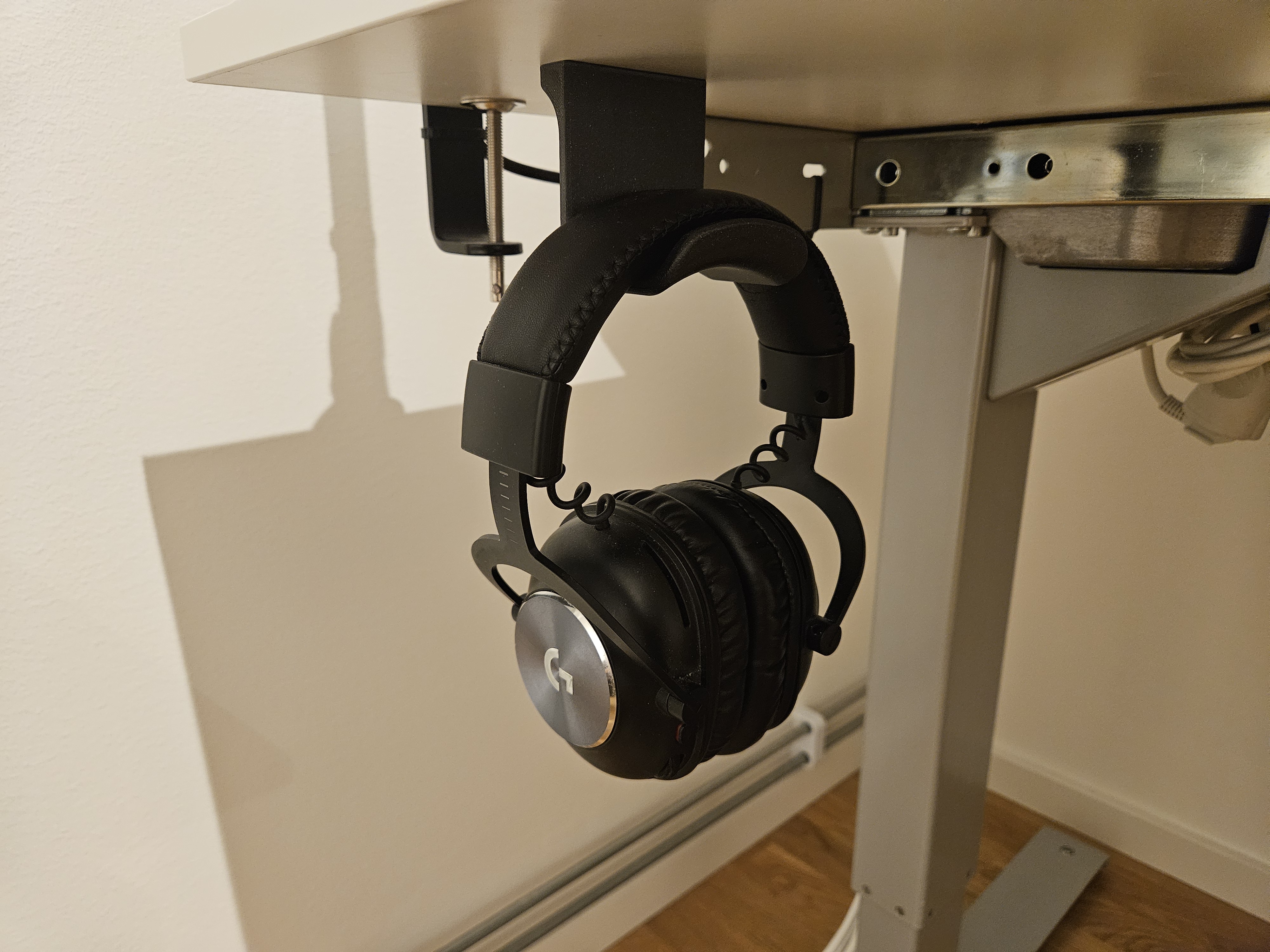 Headphone Desk Hanger