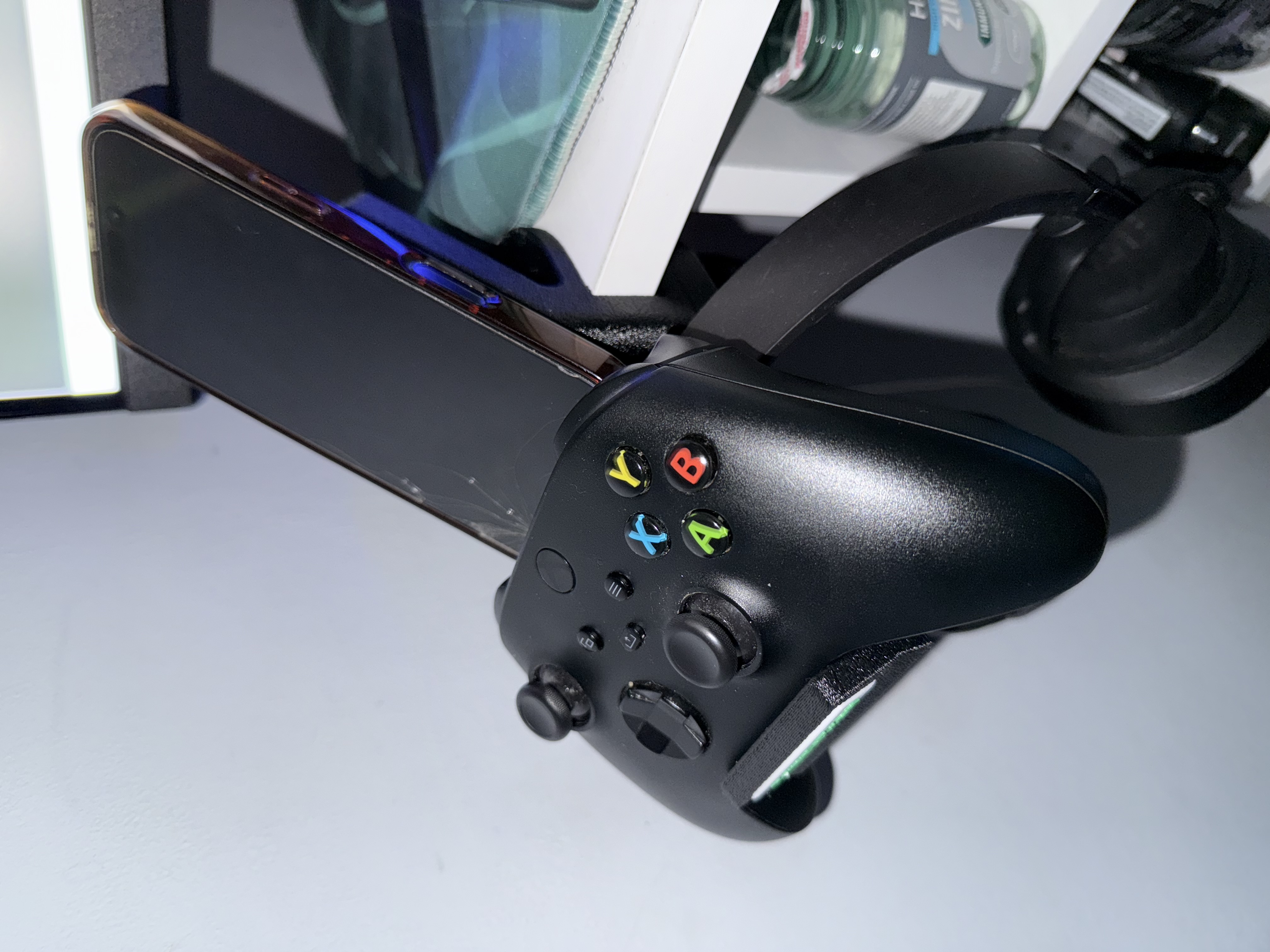 Customizable Headphone/Controller/Magsafe — thumbnail 3