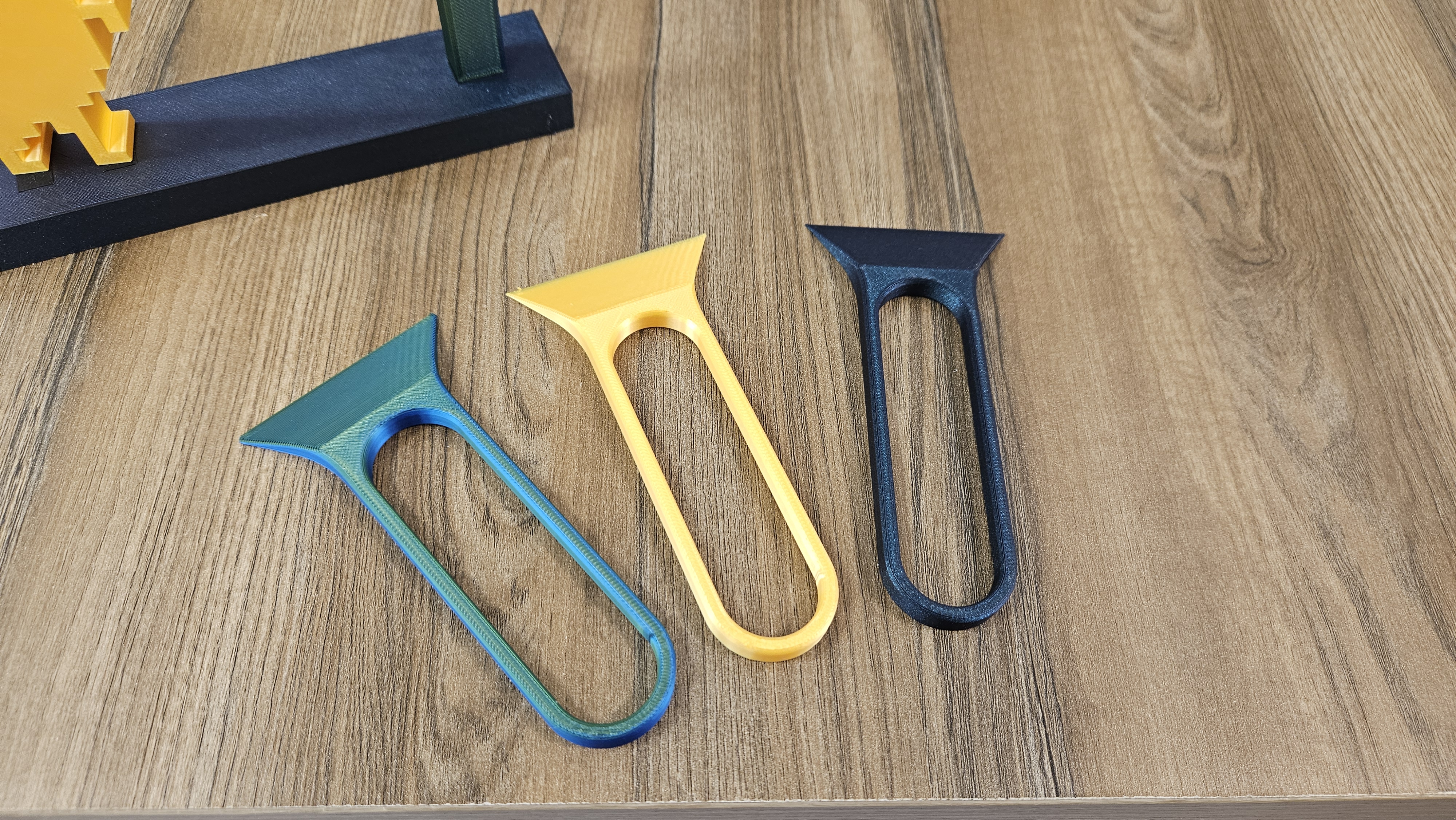 Sharp Bed Scraper - fast and light