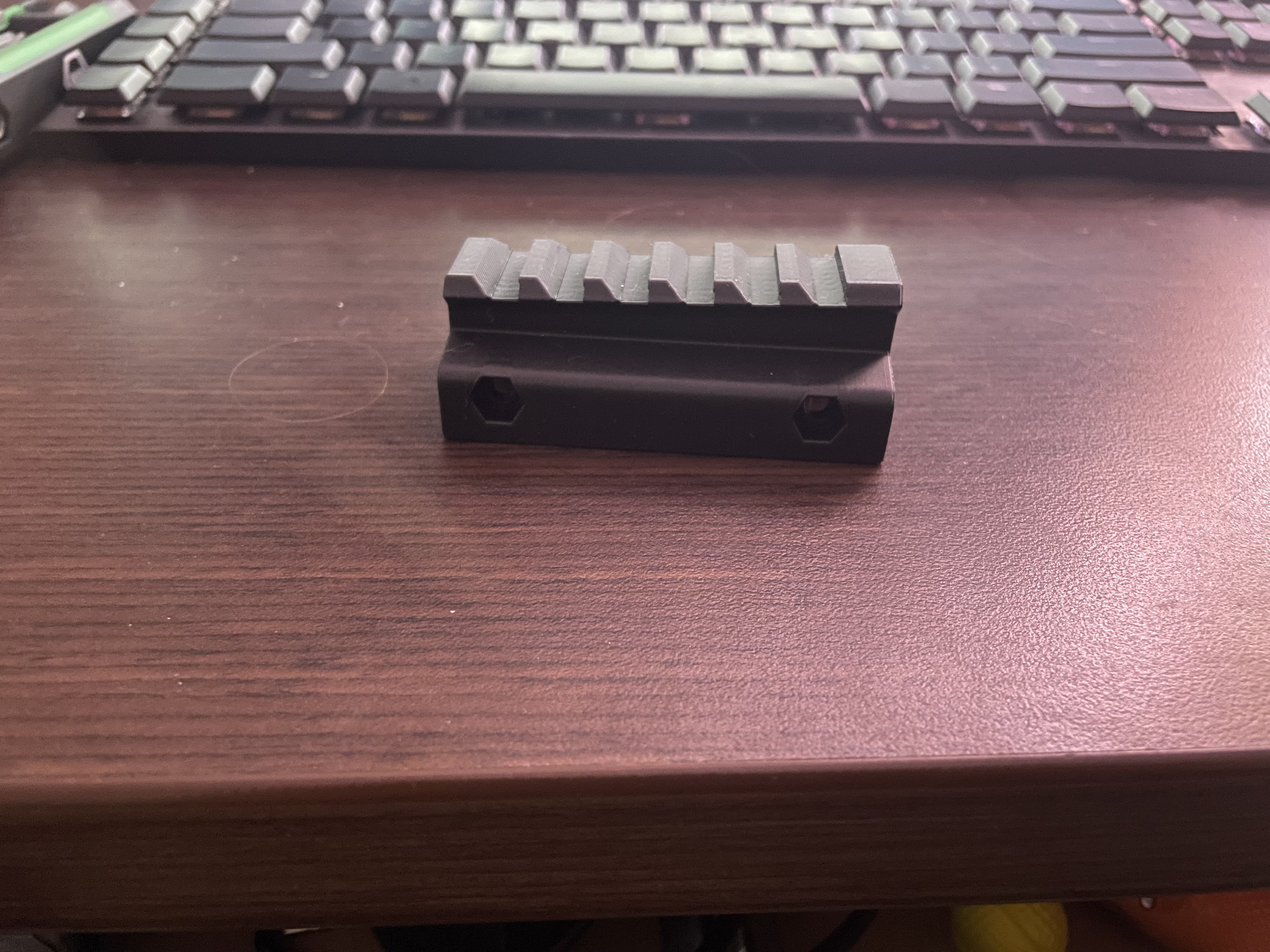 Pic Rail riser
