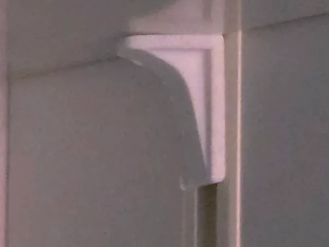 Ikea shelf peg/pin with lock