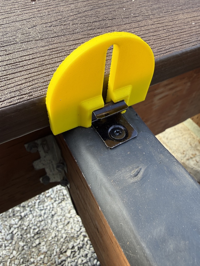 Camo Starter Edge Clip spacer for 3/16th and 1/8th deck gaps