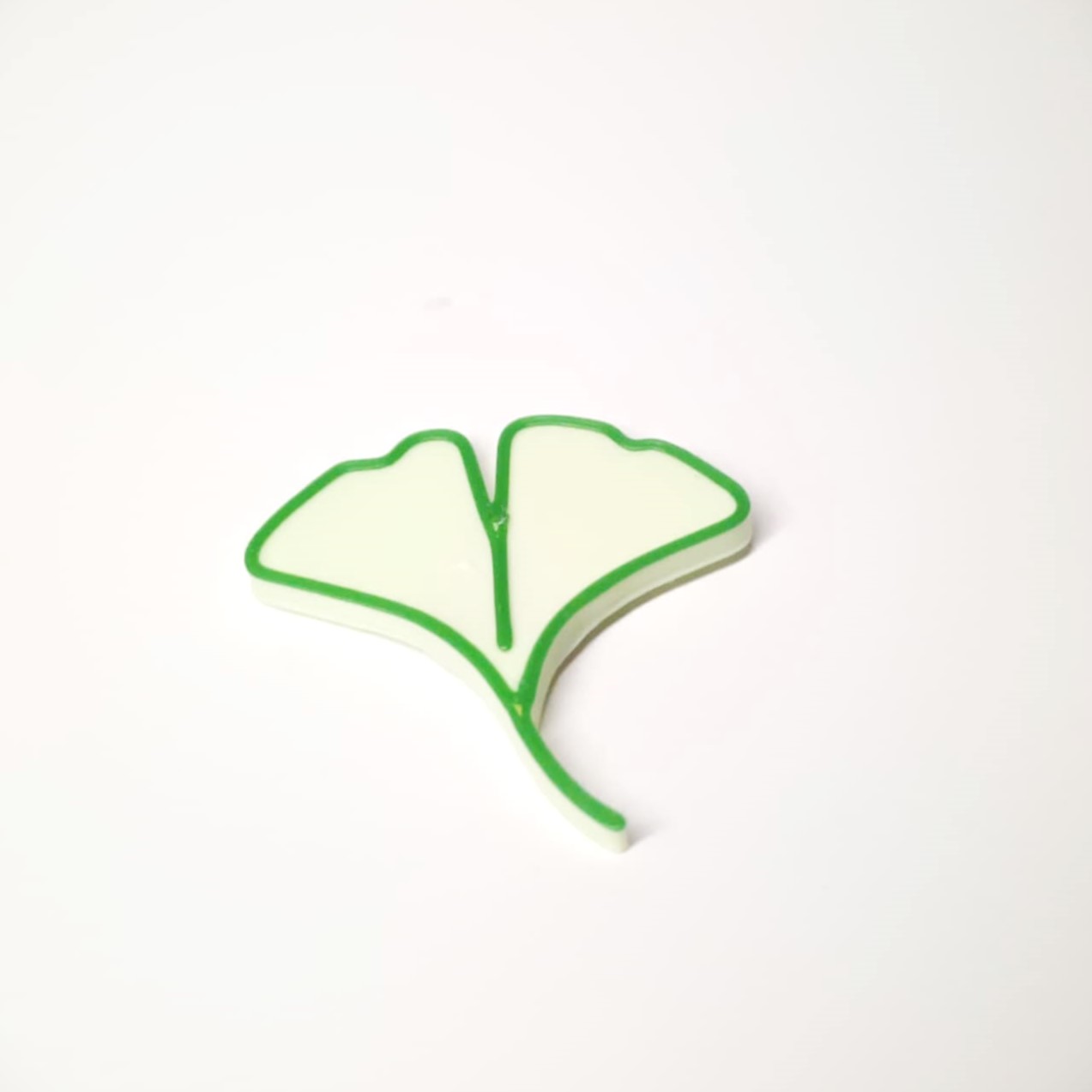 Ginkgo Leaf Magnet
