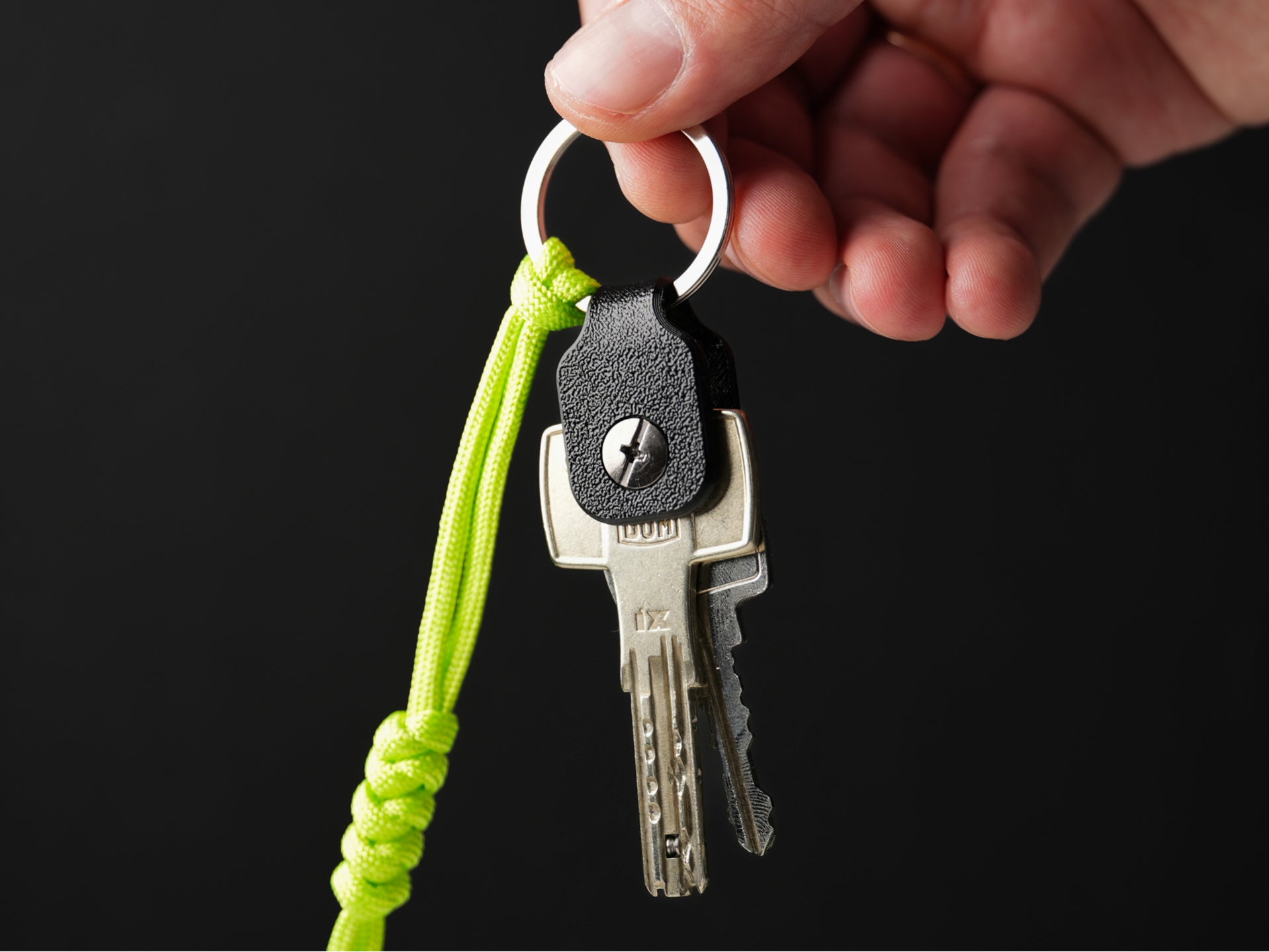 KeyMini: The Minimalist Hybrid Key Organizer