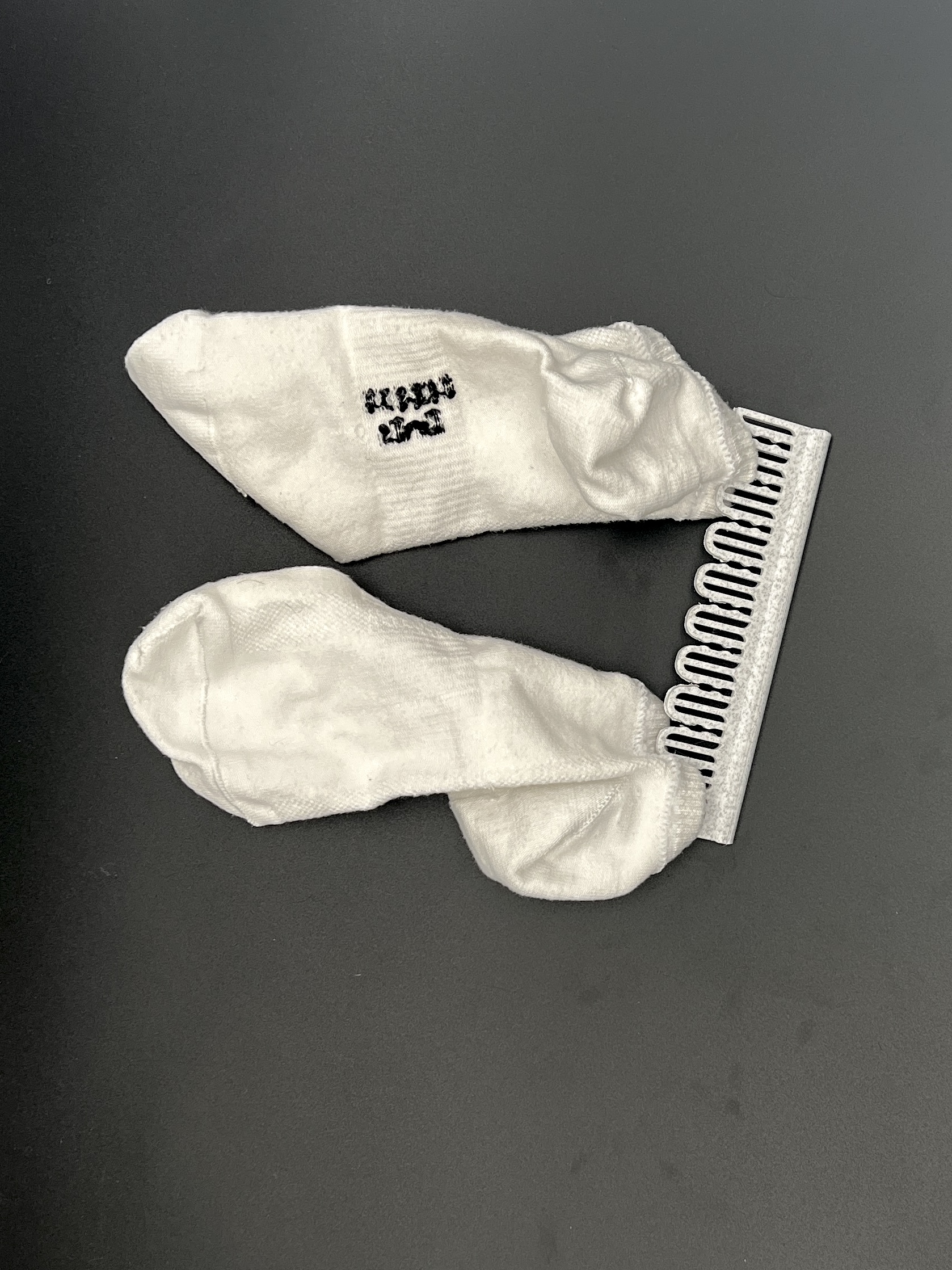 Sock Holder for Drying Racks – Holds up to 10 Socks, Fits 4.5 mm Rods