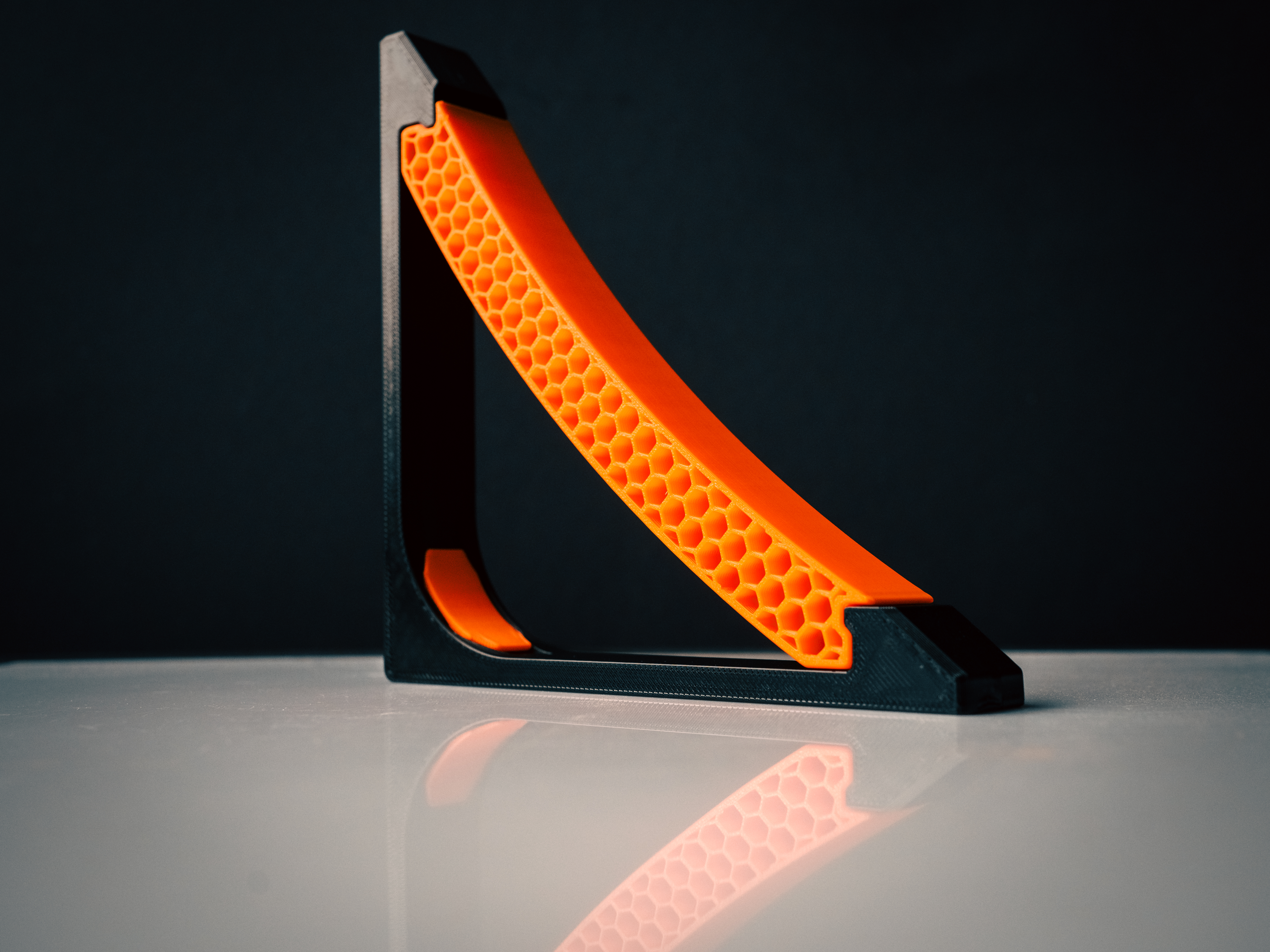 Modular Shelf Bracket – Easy Accessible, Customizable & Strong — miniatura 2