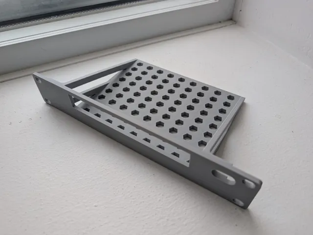 Qotom Q730G5 for 10" rack