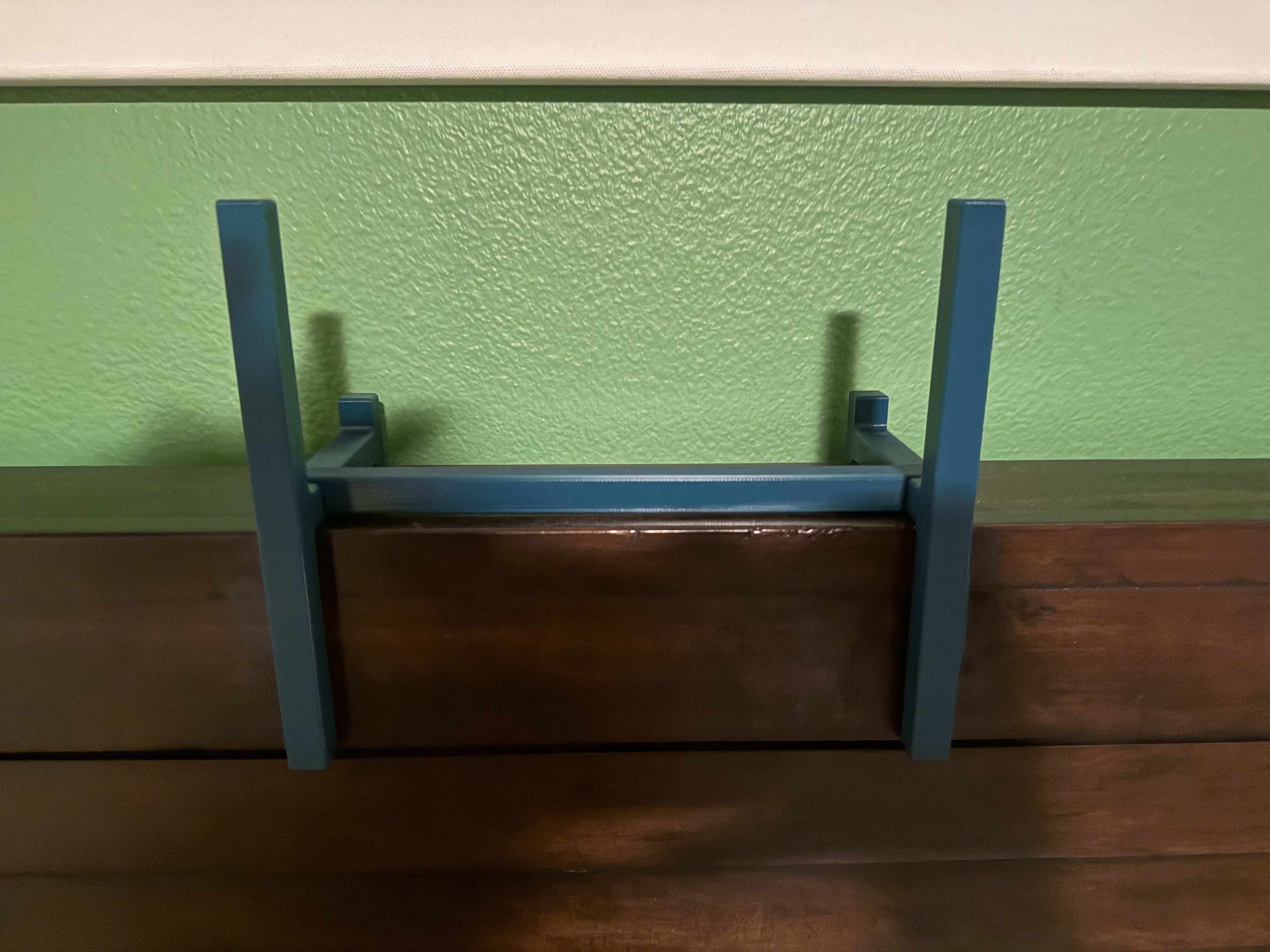 Miniatura 2 do modelo 3D Projector Bed Holder