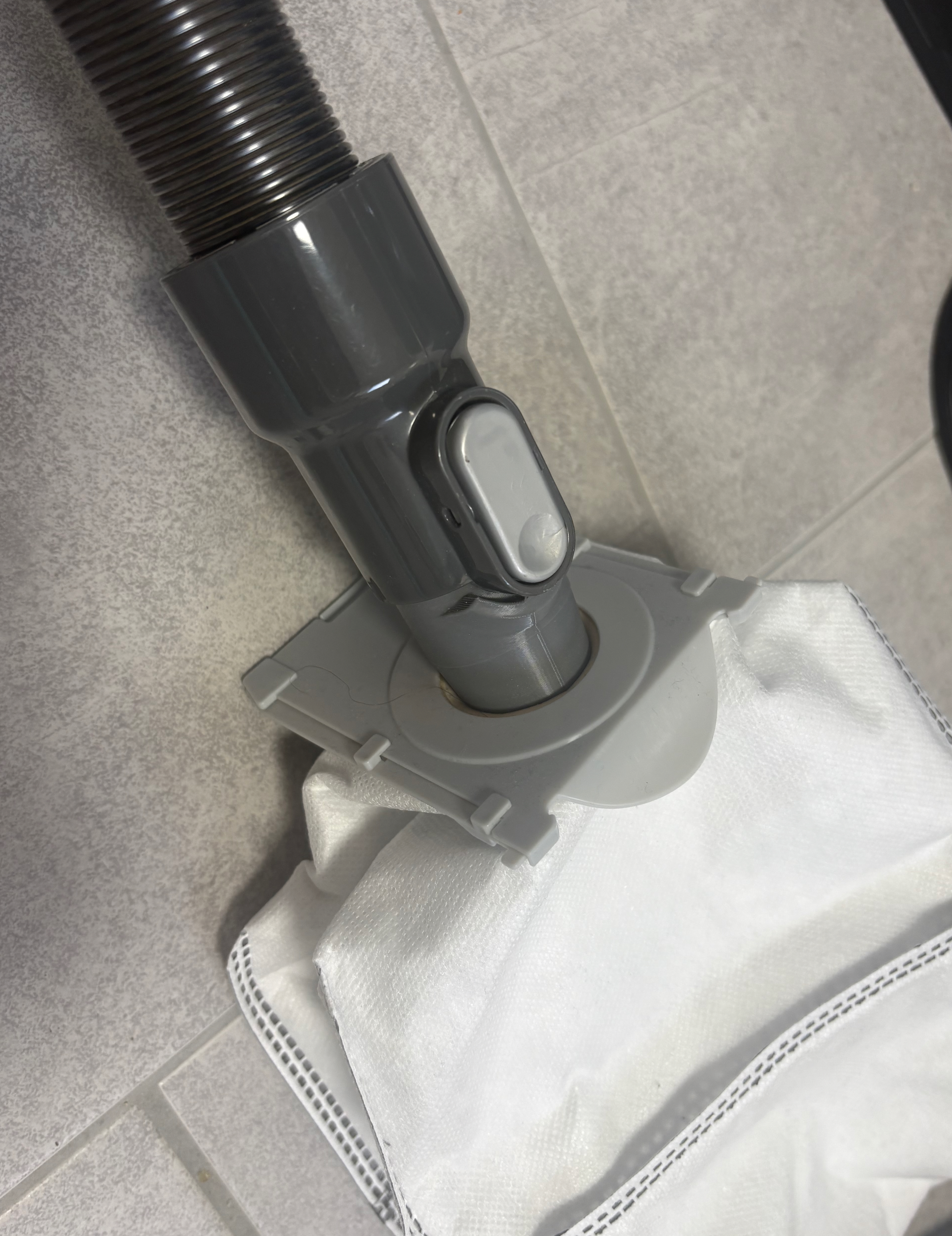 Dyson Vacuum Adapter for Dust Bag cleaning and emptying