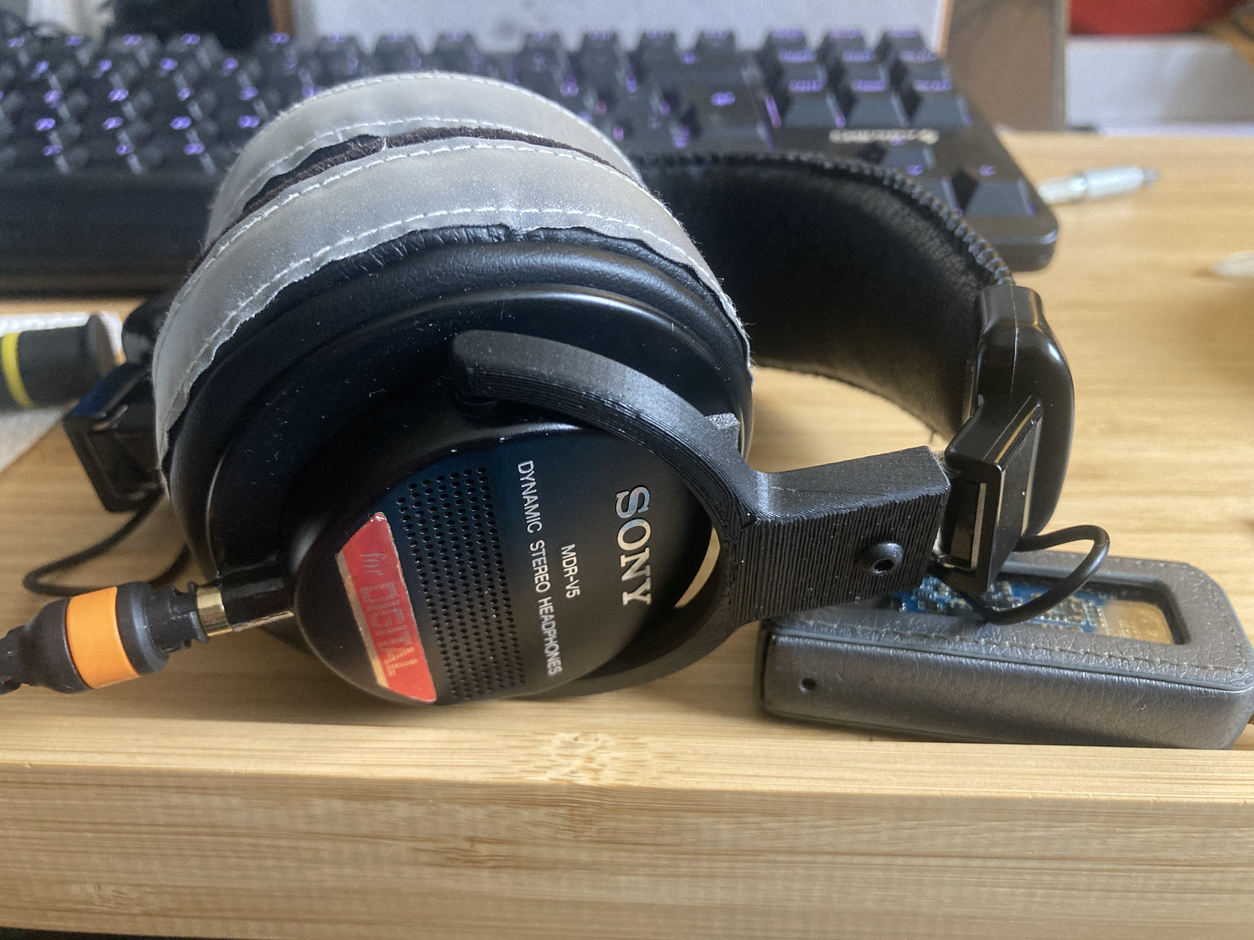 On Ear Studio Sony Replacement Yoke