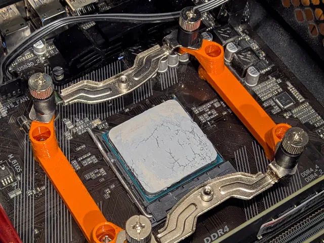 LGA115x to AM4 Socket Adapter