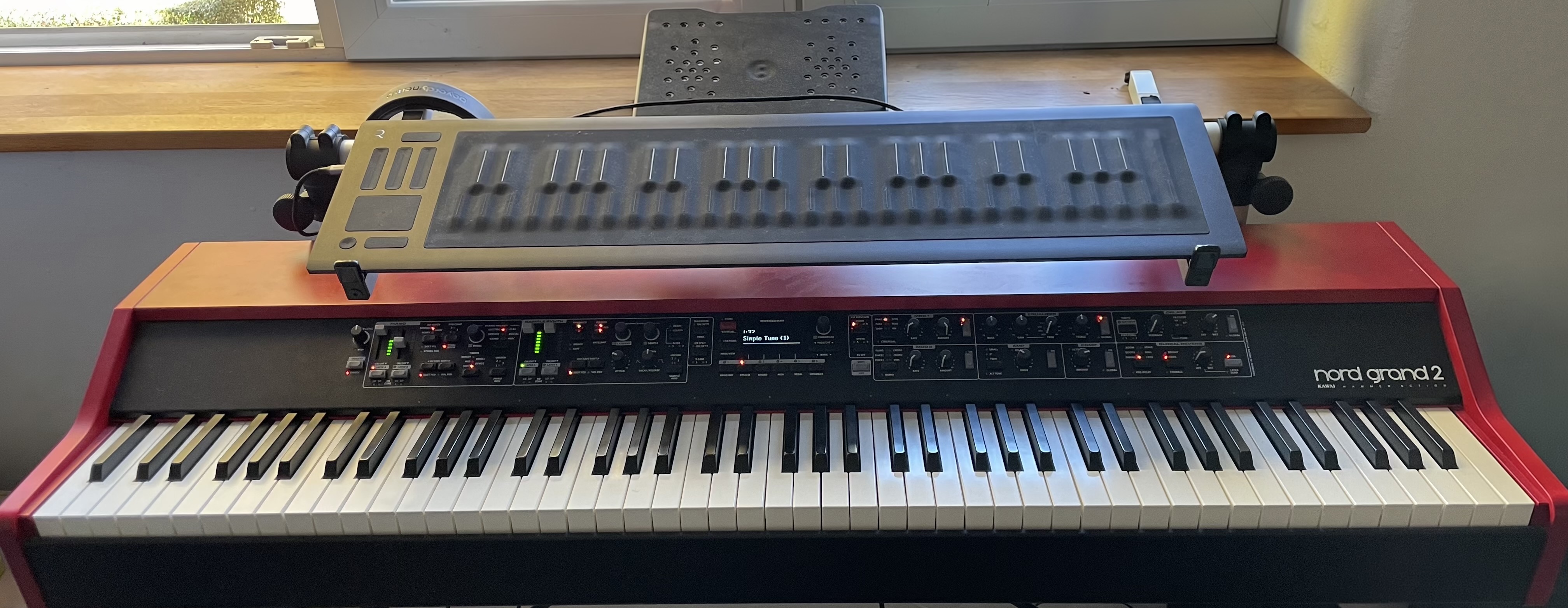 Clavia Nord Grand 2 Second Stage mount for Jasper Keyboard Stands