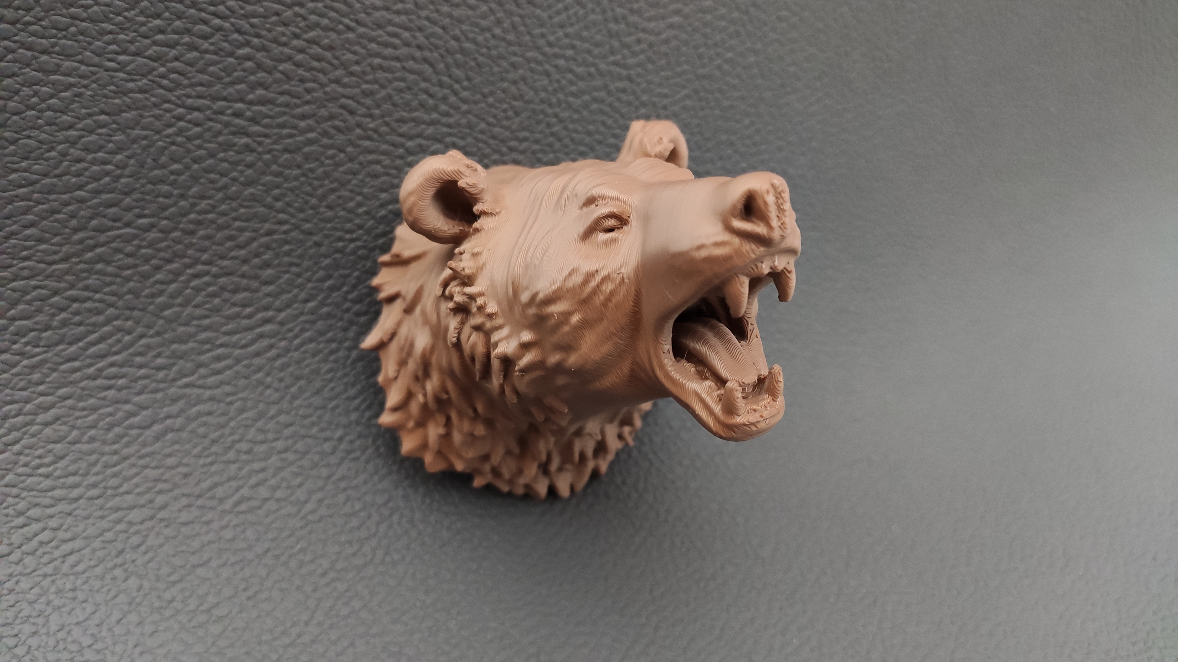 Miniatura 4 do modelo 3D Angry Bear Head (wall mount)
