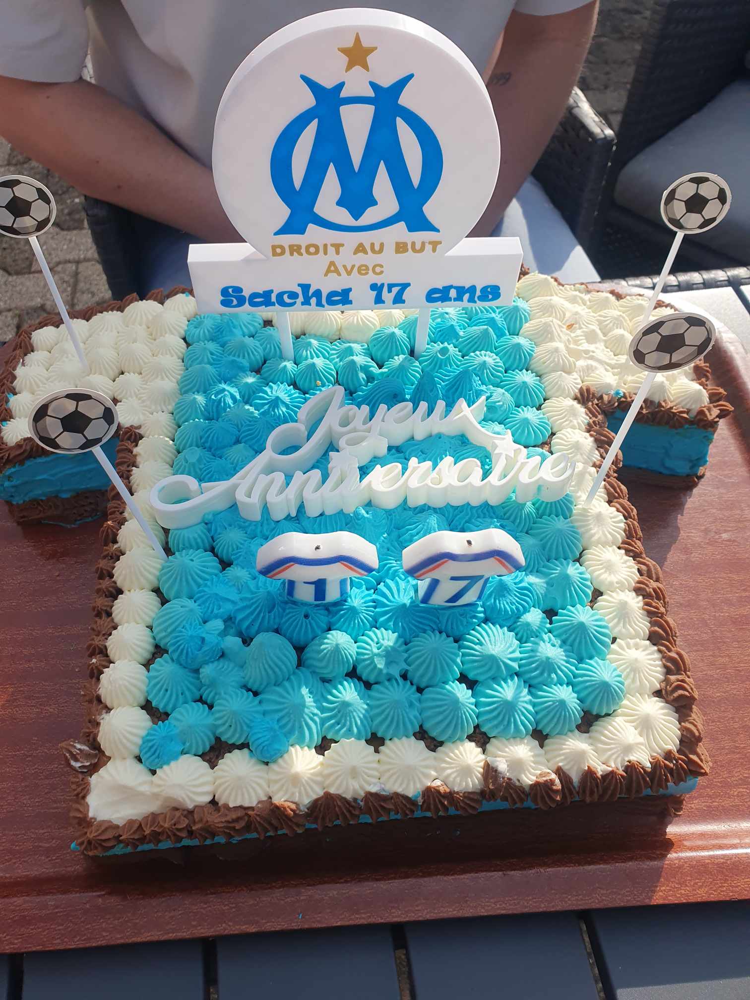 Tooper cake avec ou sans prénom personnalisable