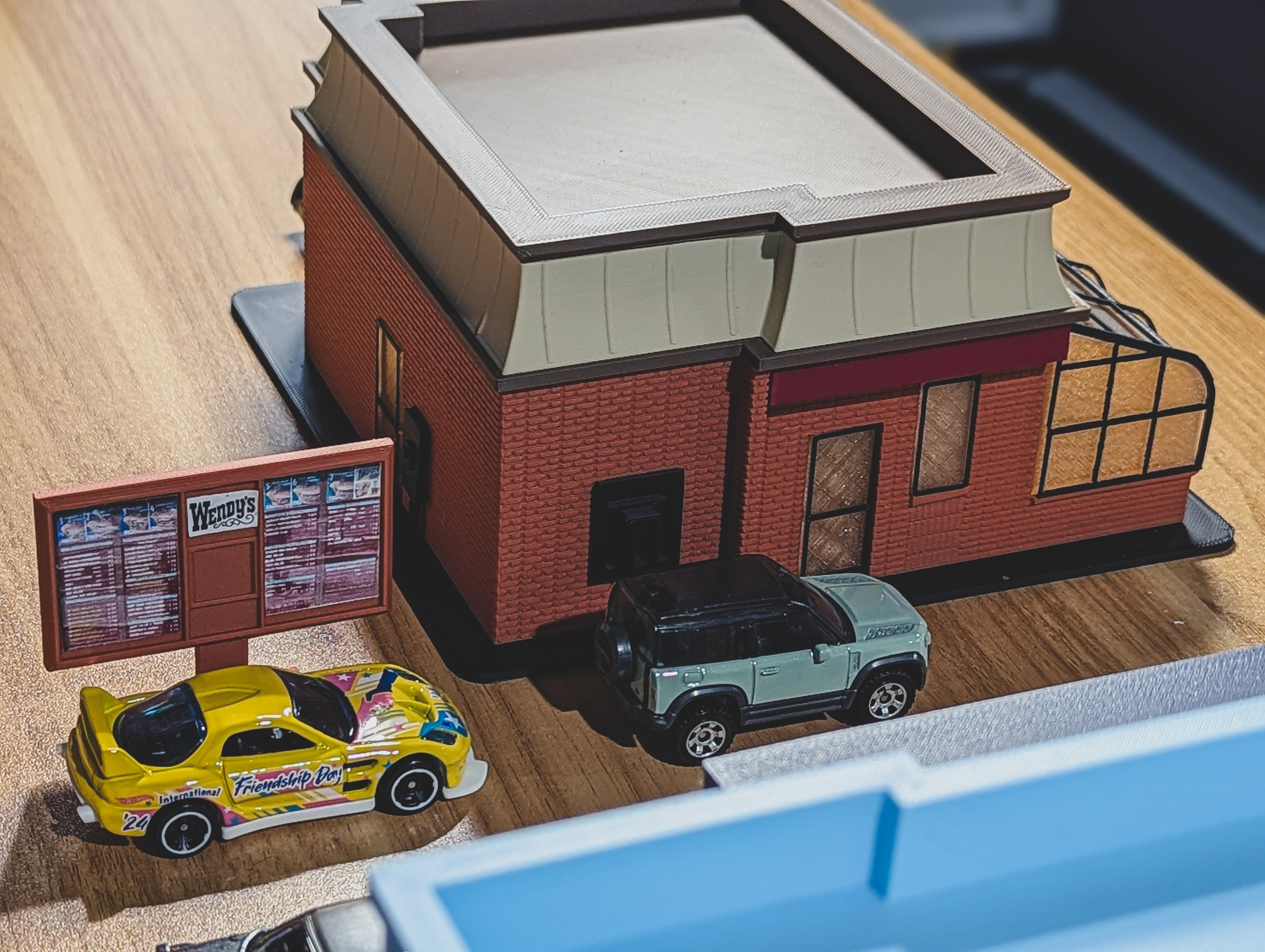 Retro Wendy's Model Set - 1:64 Scale Diorama — thumbnail 11