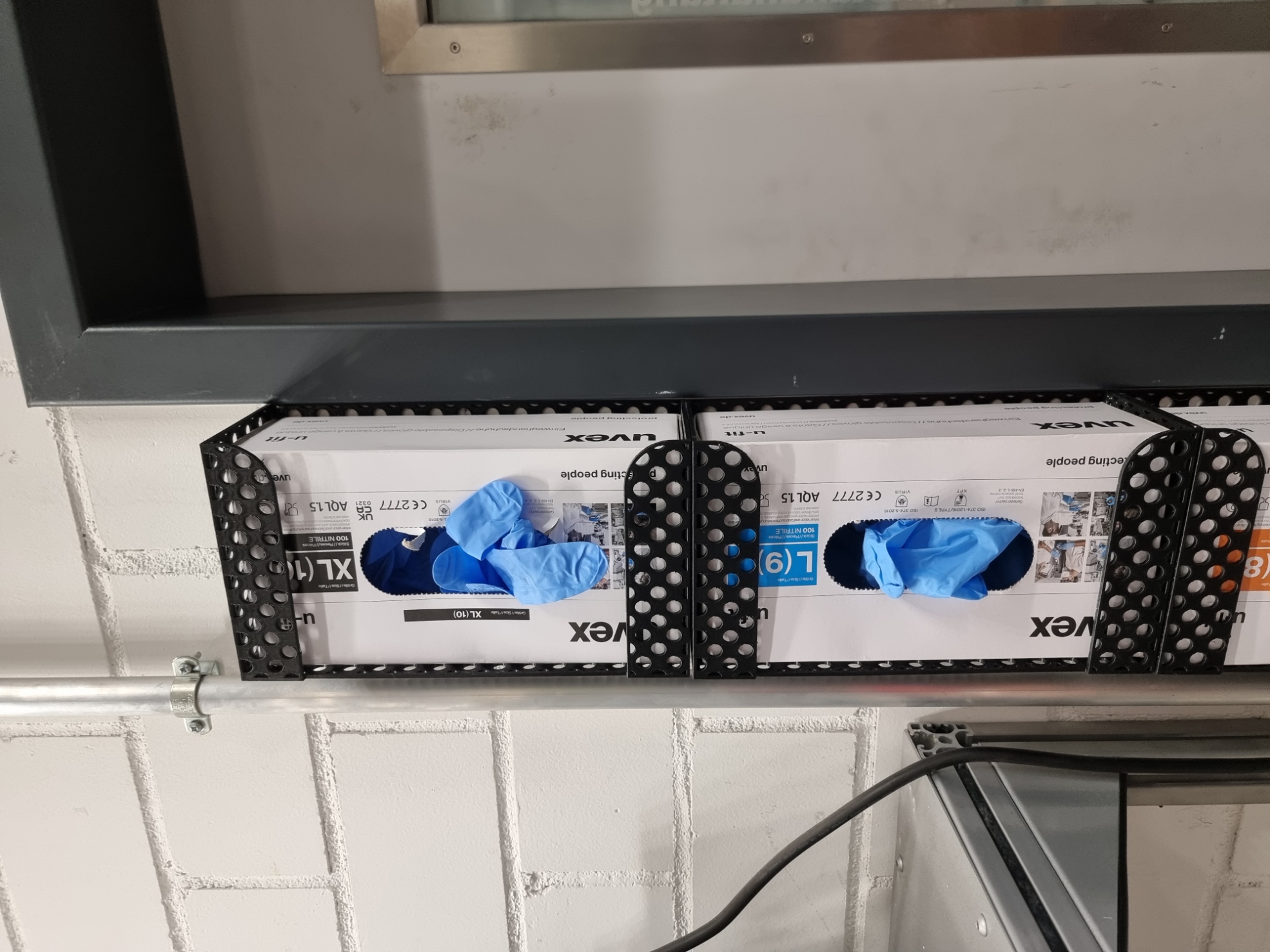 Glove dispenser disposable gloves