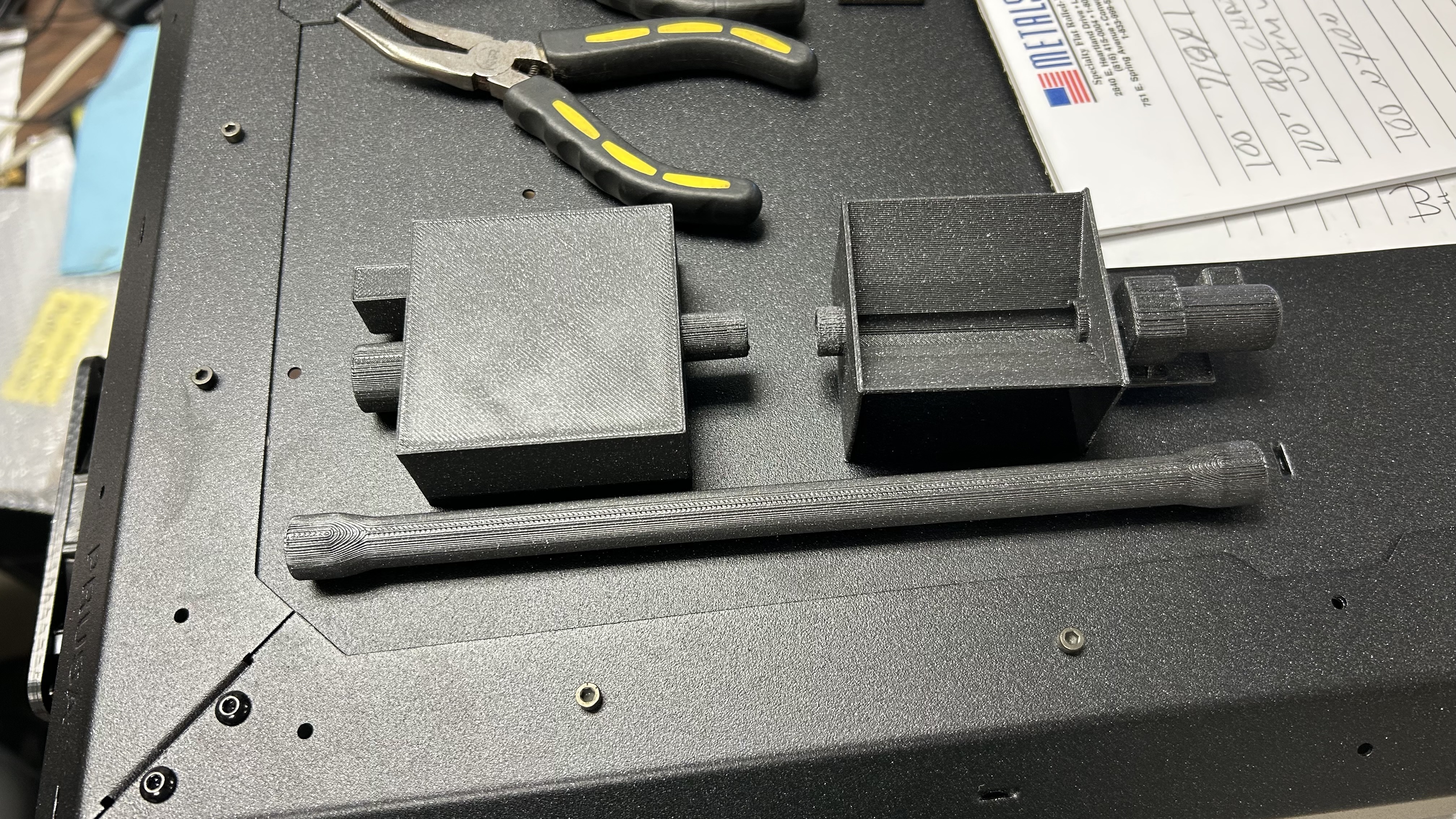 1/10 scale equipment — miniatura 2